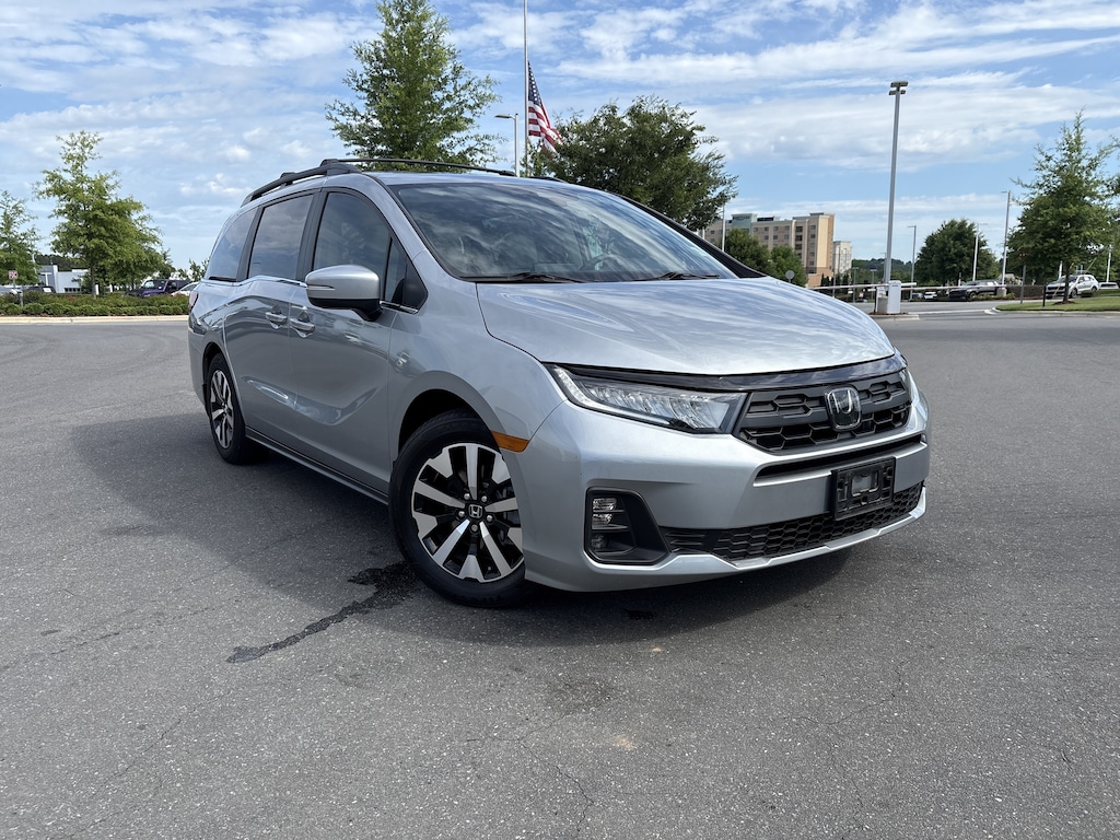 Used 2025 Honda Odyssey EX-L Minivan