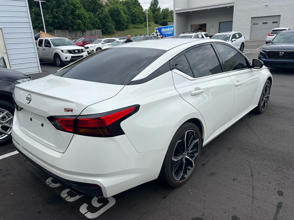 Used 2024 Nissan Altima 2.5 SR Sedan