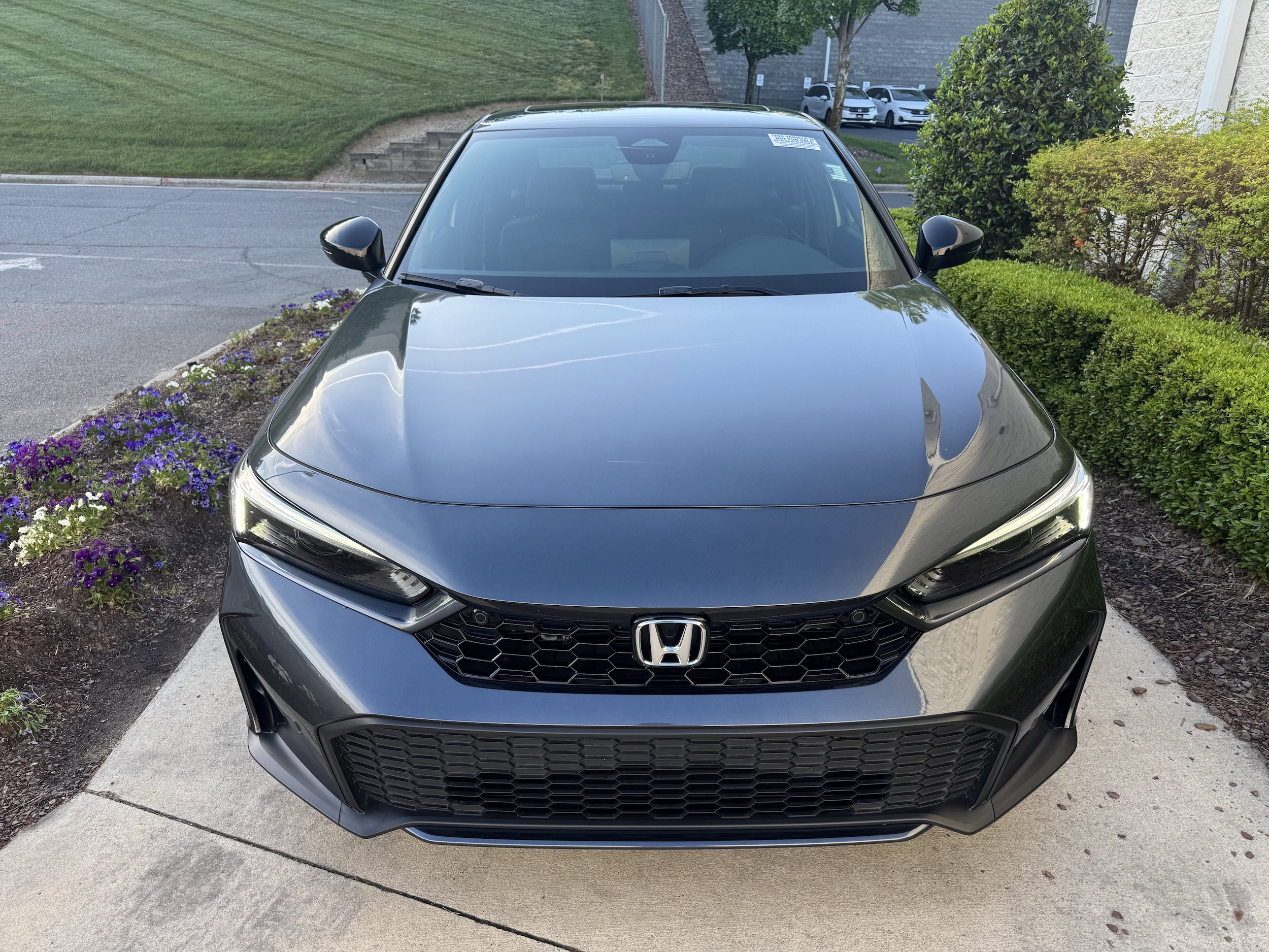 2025 Honda Civic  Hybrid Sport Touring photo 2