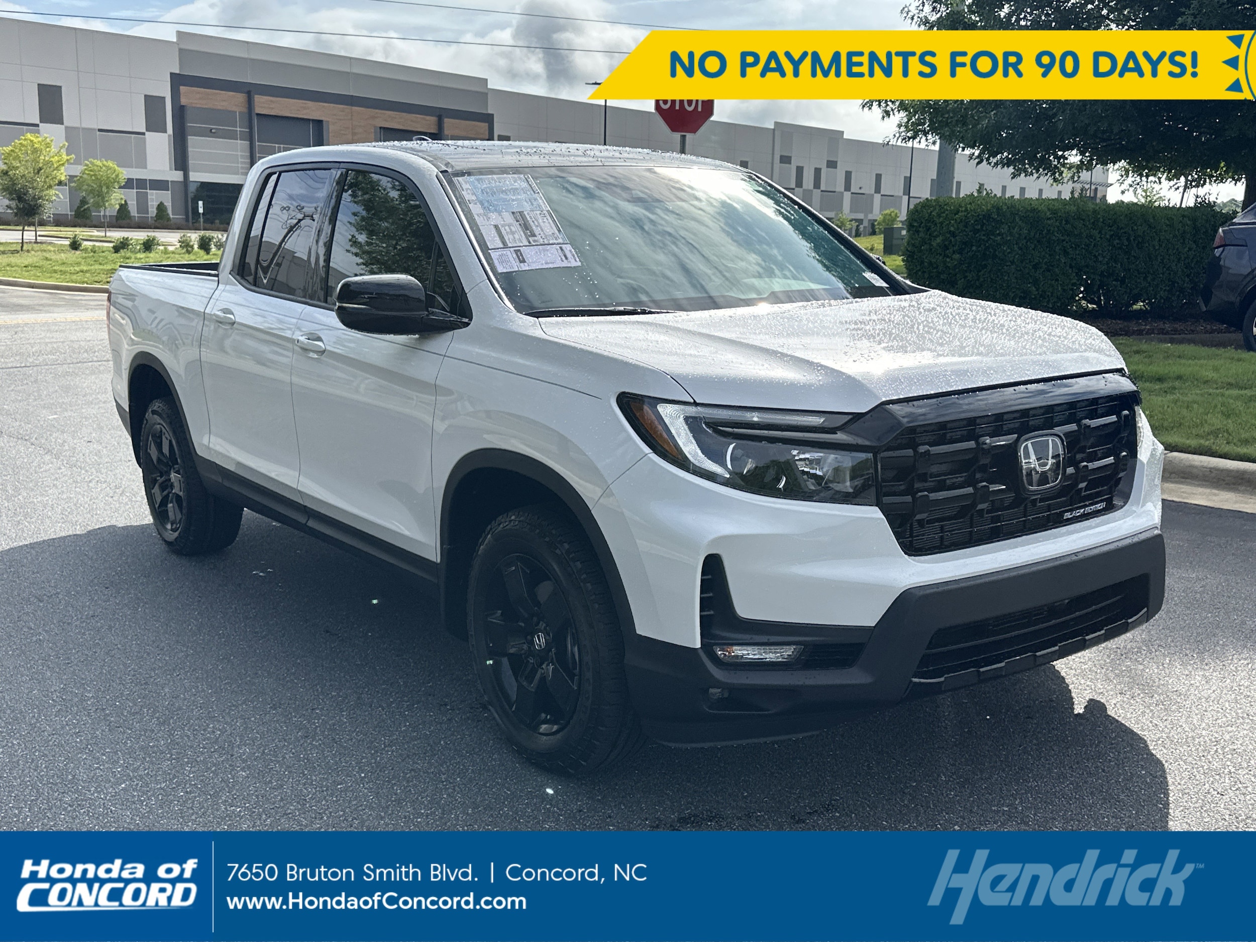2026 Honda Ridgeline Black Edition 2-Tone's photo
