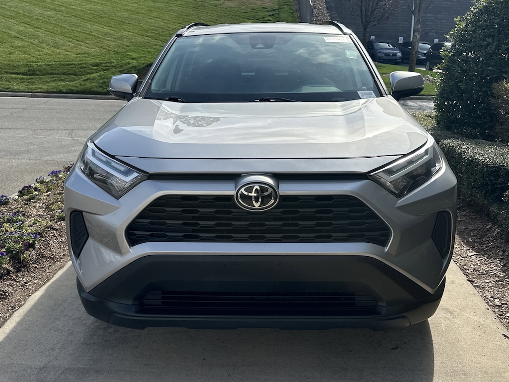 Used 2022 Toyota RAV4 XLE SUV