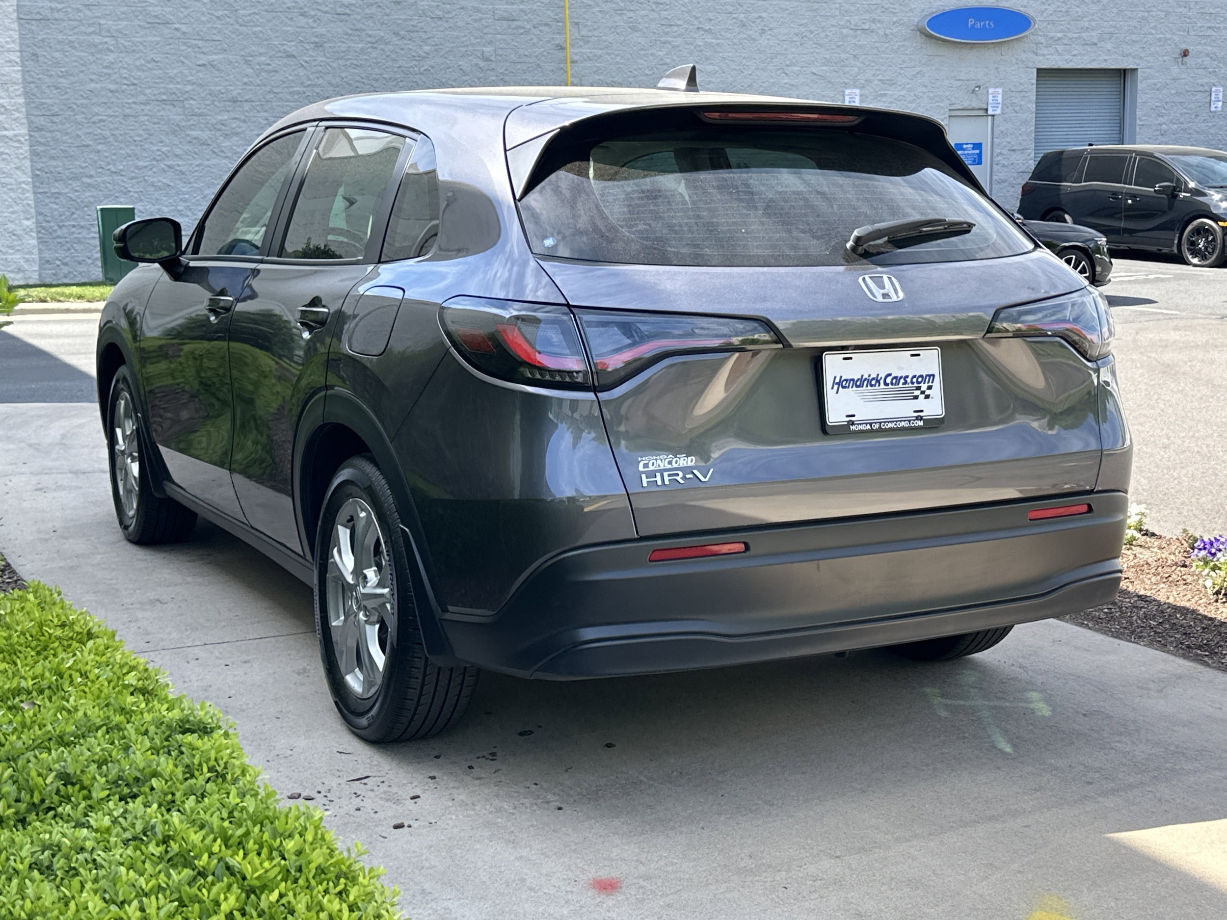 2025 Honda HR-V LX photo 5