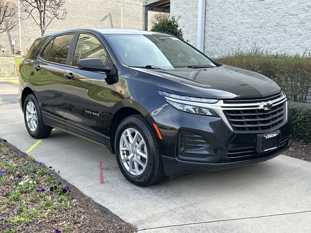 Used 2022 Chevrolet Equinox LS SUV