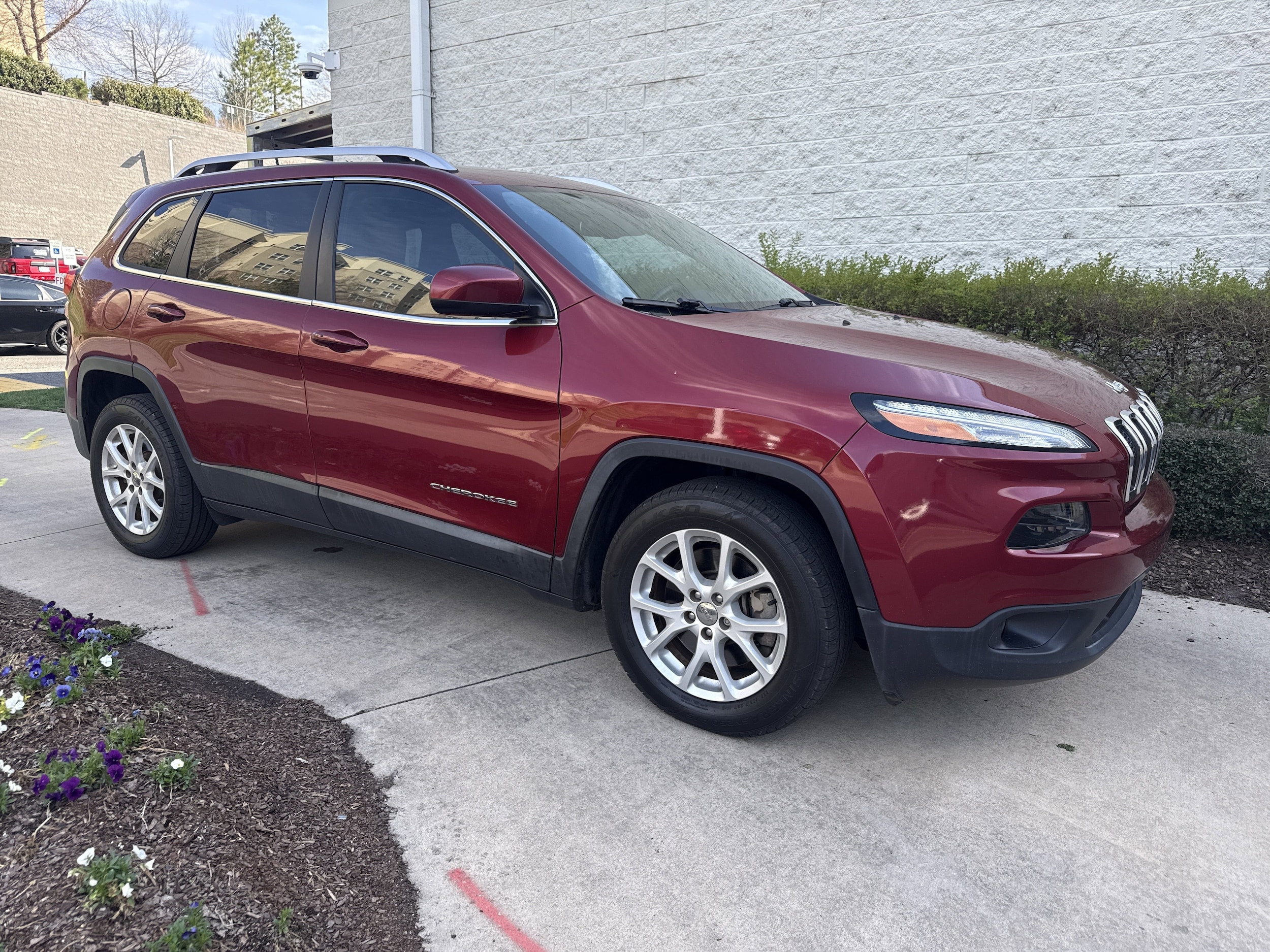 Used 2017 Jeep Cherokee Latitude with VIN 1C4PJLCS3HW523693 for sale in Concord, NC