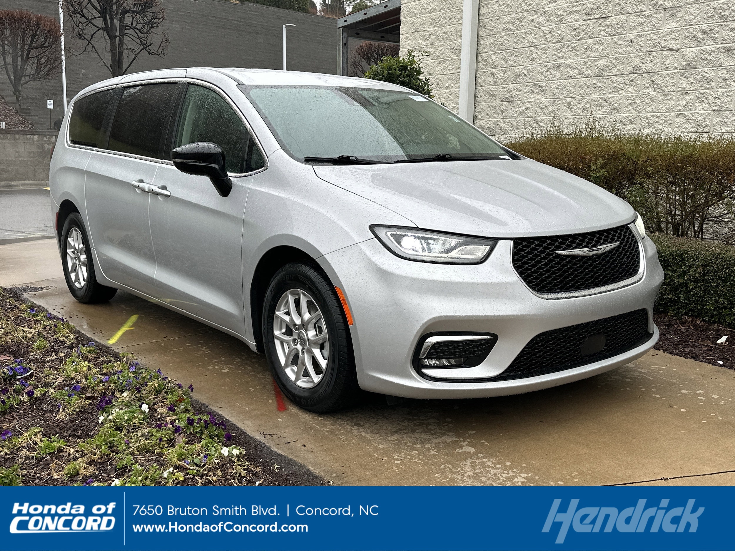 2024 Chrysler Pacifica