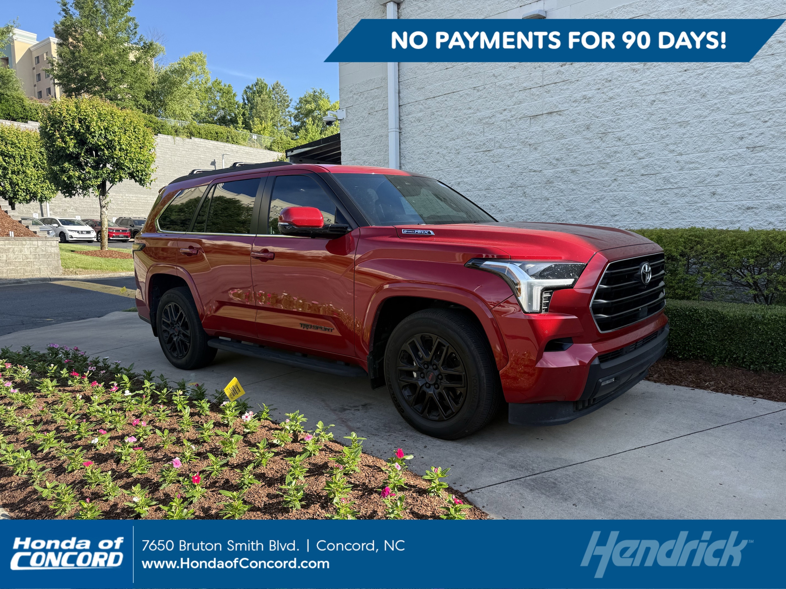 2025 Toyota Sequoia SR5 2WD i-FORCE MAX Hybrid's photo