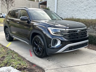 2024 Volkswagen Atlas 2.0T Peak Edition SEL SUV