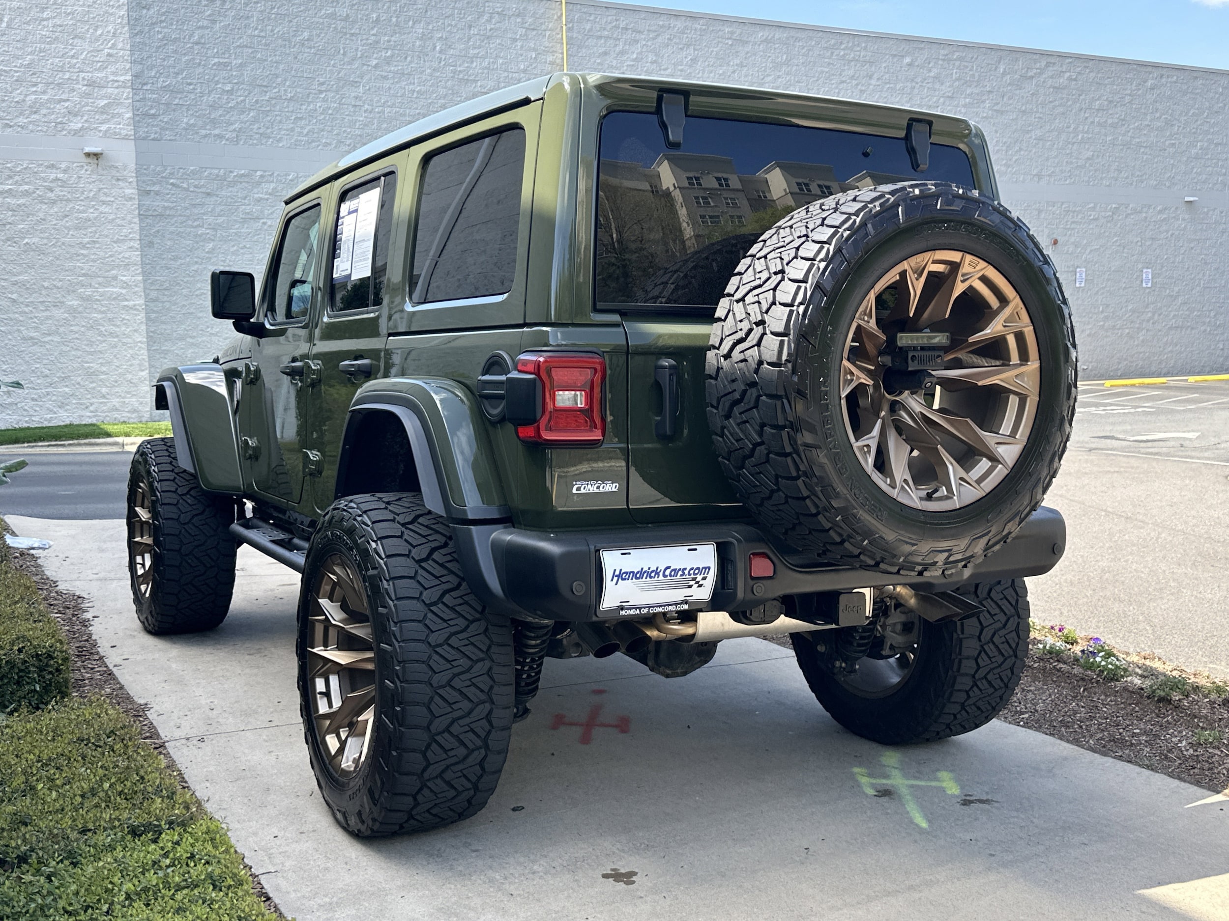 2023 Jeep Wrangler Rubicon 392 photo 4