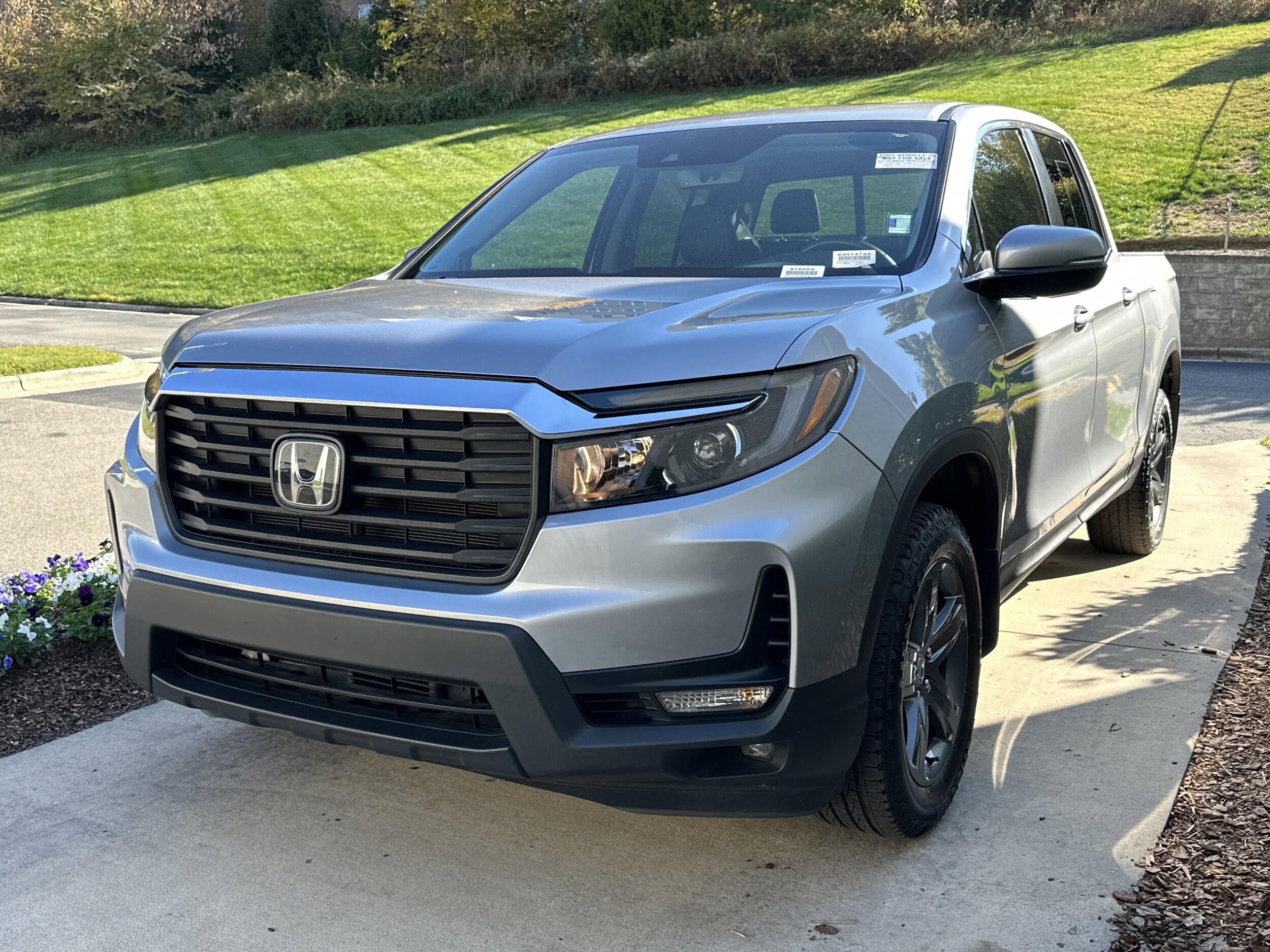 2023 Honda Ridgeline RTL photo 3