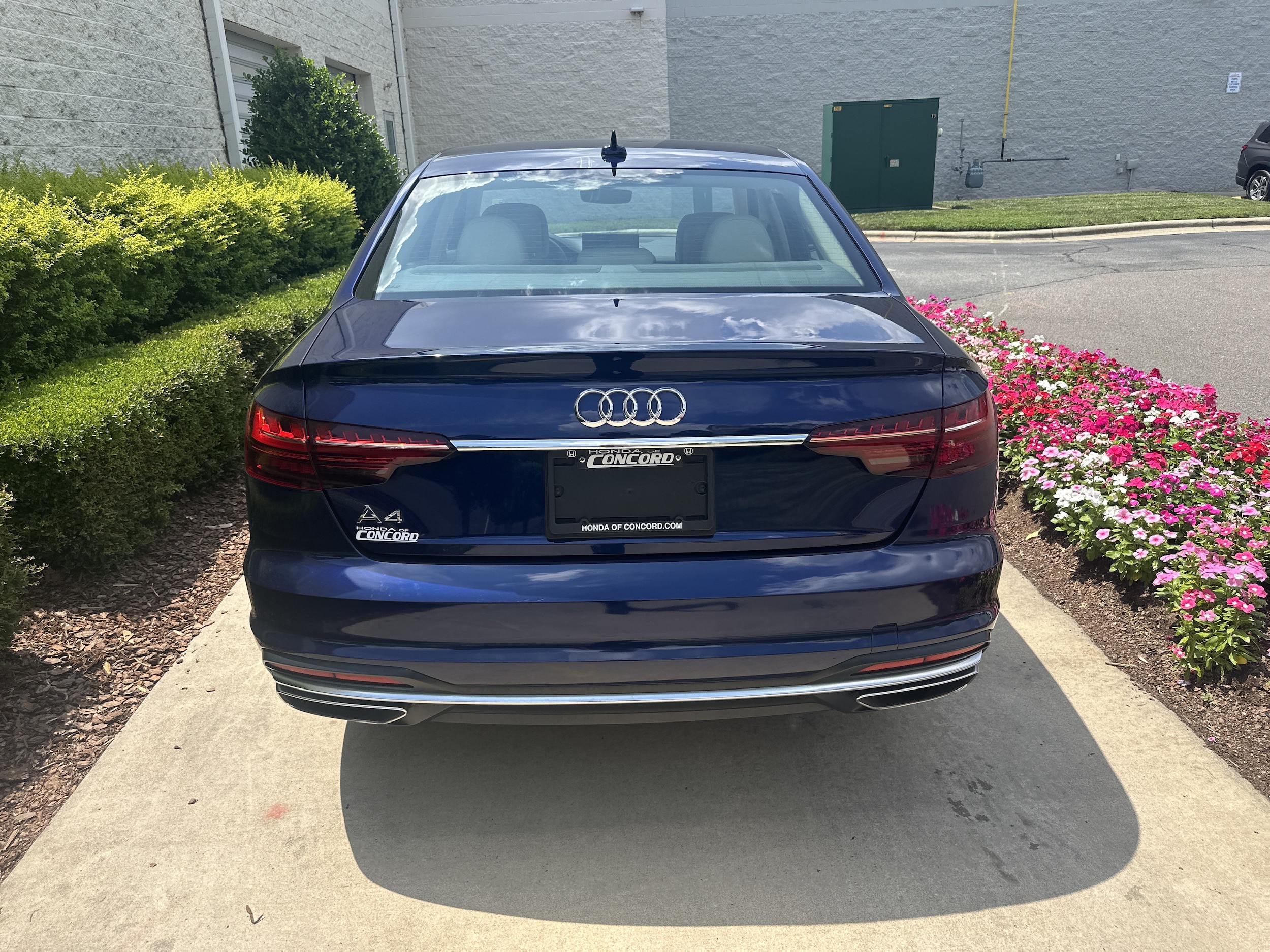 Audi A4 Sedan Premium