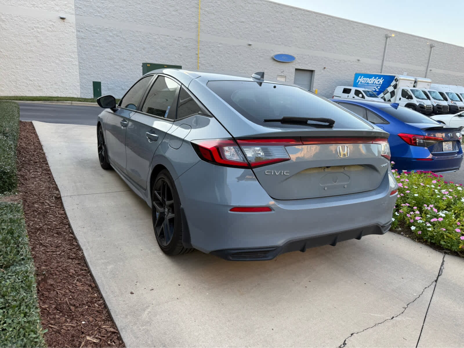 2024 Honda Civic Sport Hatchback photo 2