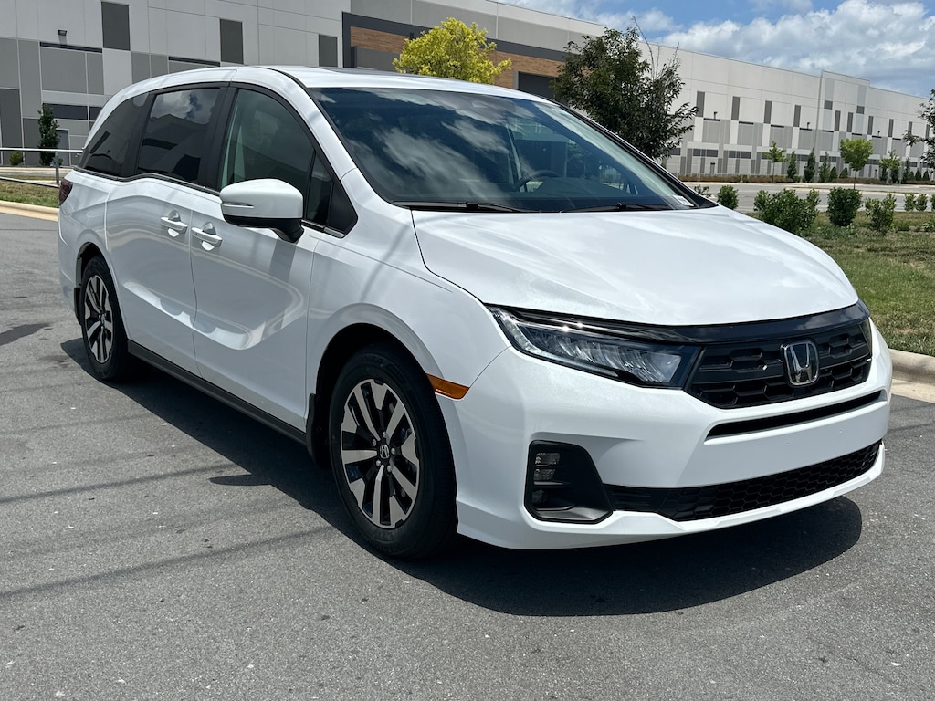 New 2026 Honda Odyssey EX-L Minivan