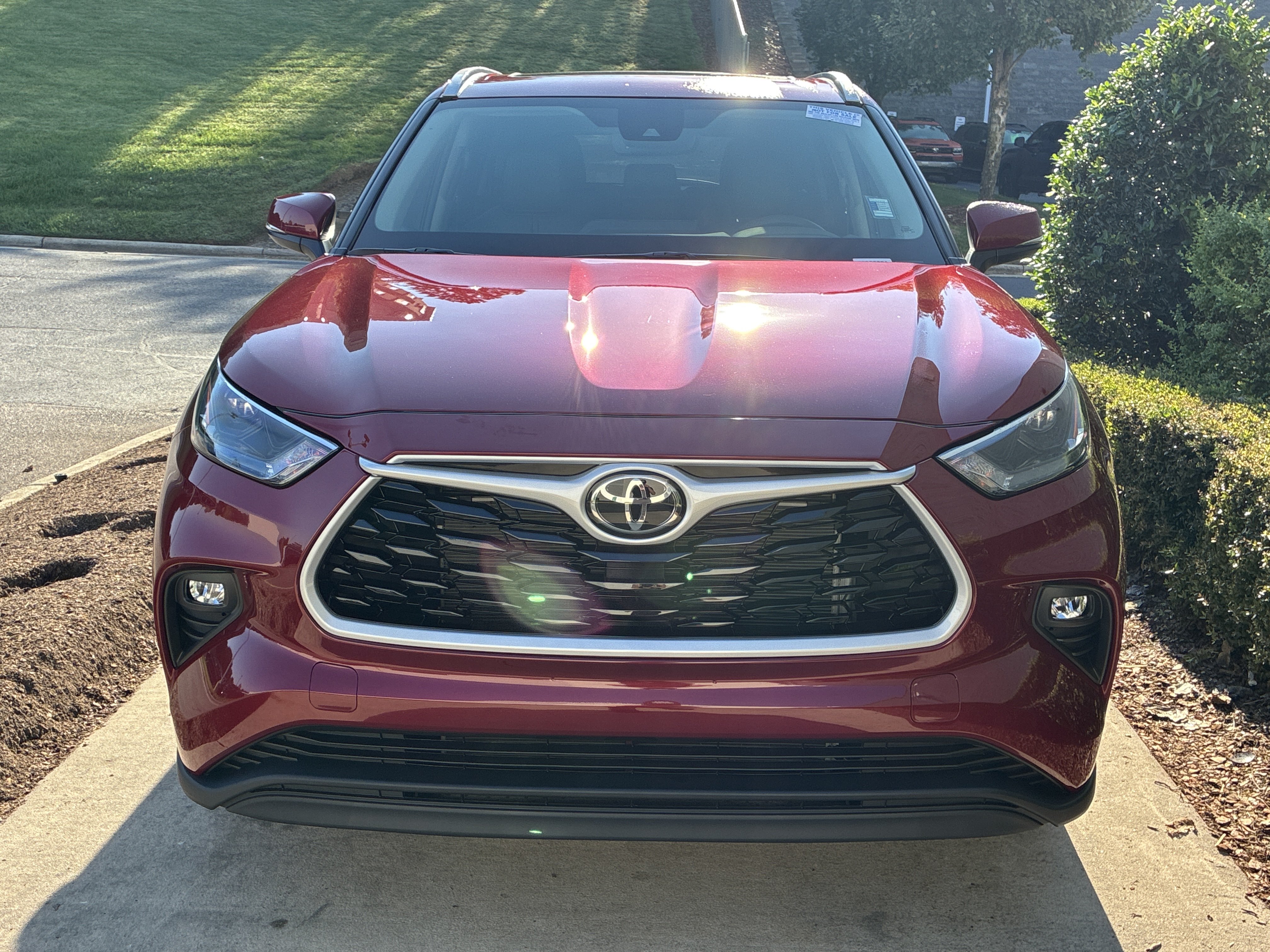 Used 2026 Toyota Highlander XLE SUV