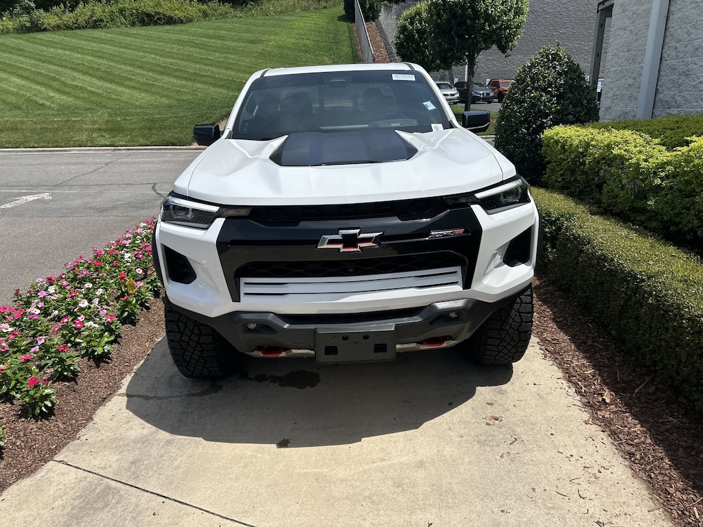 Used 2024 Chevrolet Colorado 4WD ZR2 Pickup