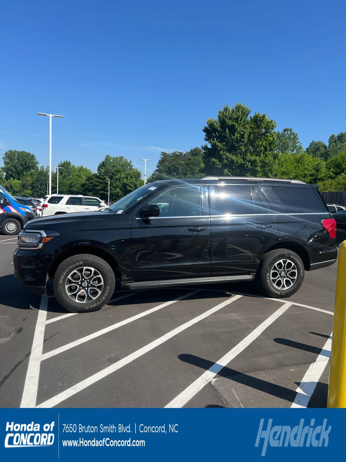 2024 Ford Expedition XLT 4x4's photo