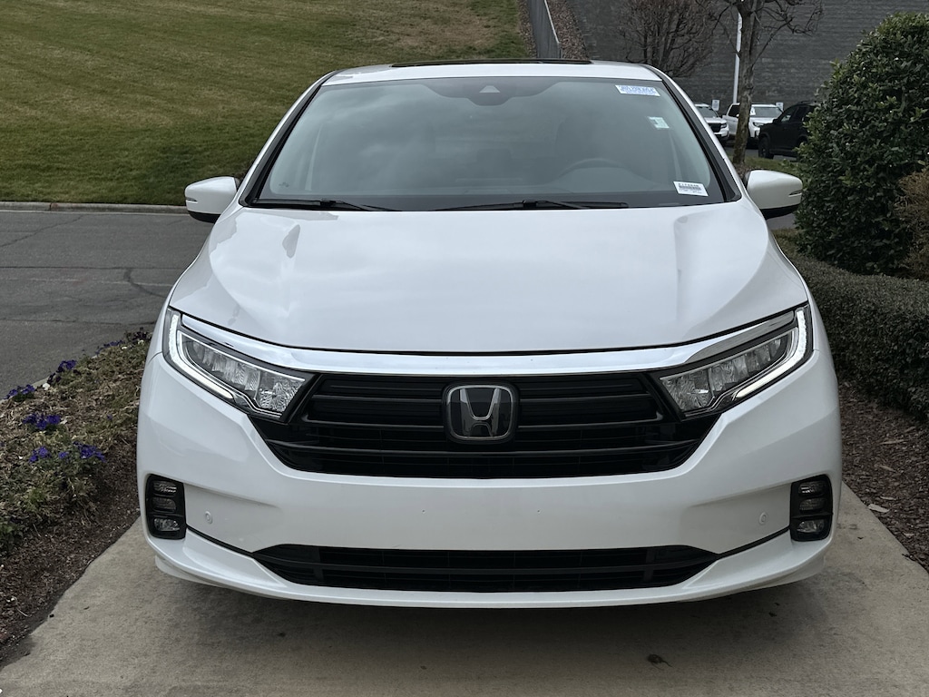 Certified 2024 Honda Odyssey Touring Minivan