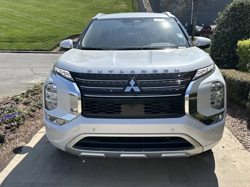 Used 2023 Mitsubishi Outlander SEL SUV