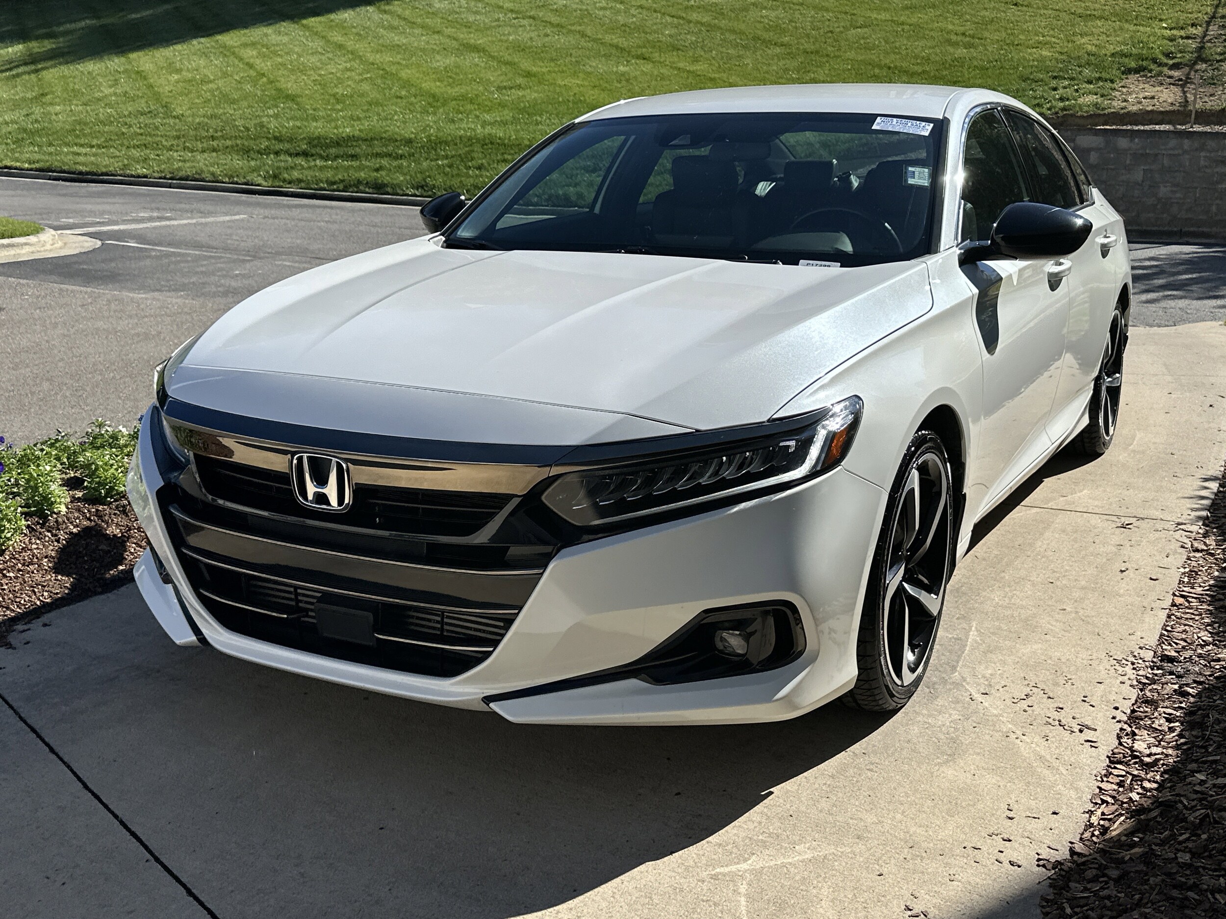 2022 Honda Accord Sport photo 3