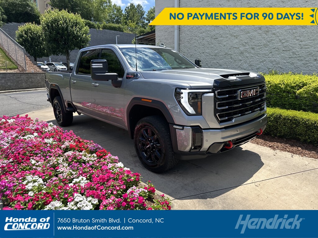 Used 2025 GMC Sierra 2500HD AT4 Pickup
