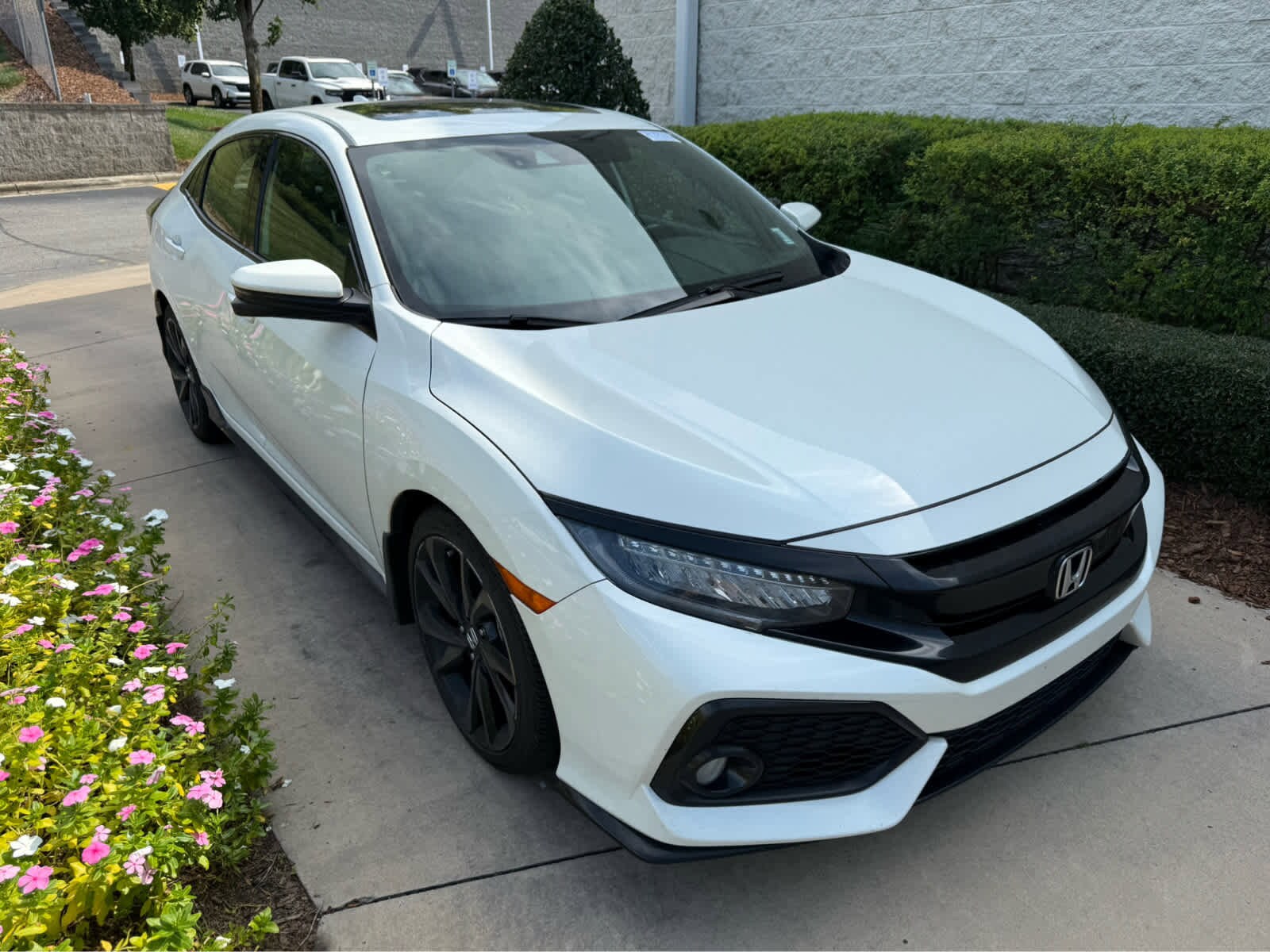 2019 Honda Civic Sport Touring Hatchback photo 3