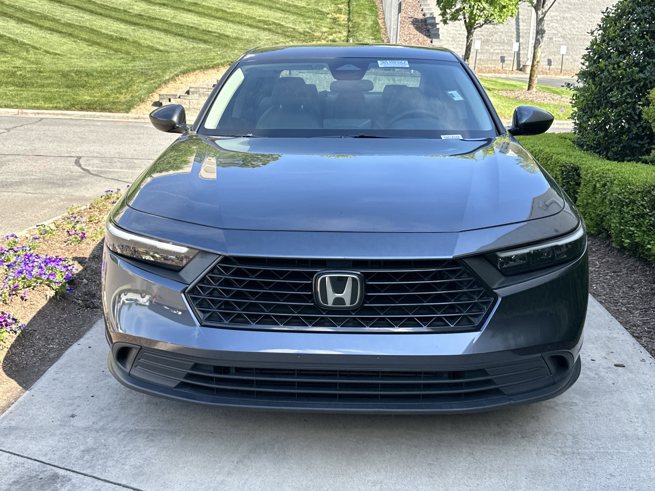 2023 Honda Accord LX photo 2