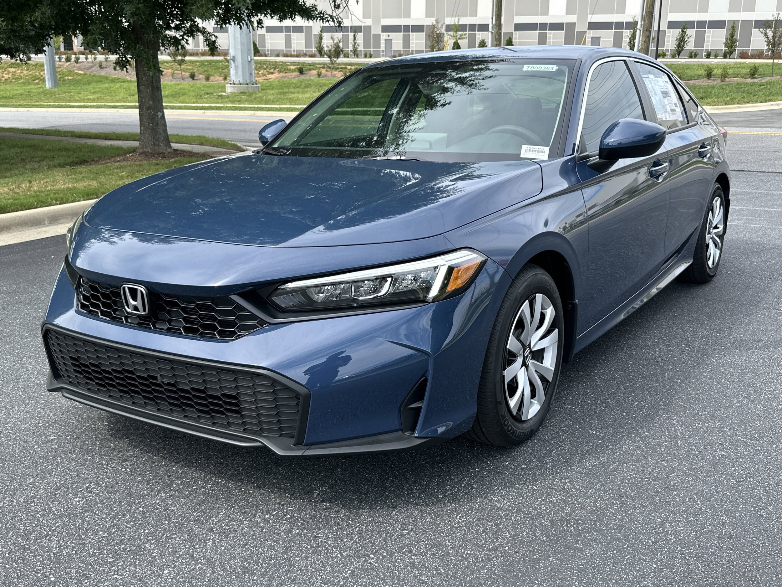 2026 Honda Civic LX photo 3