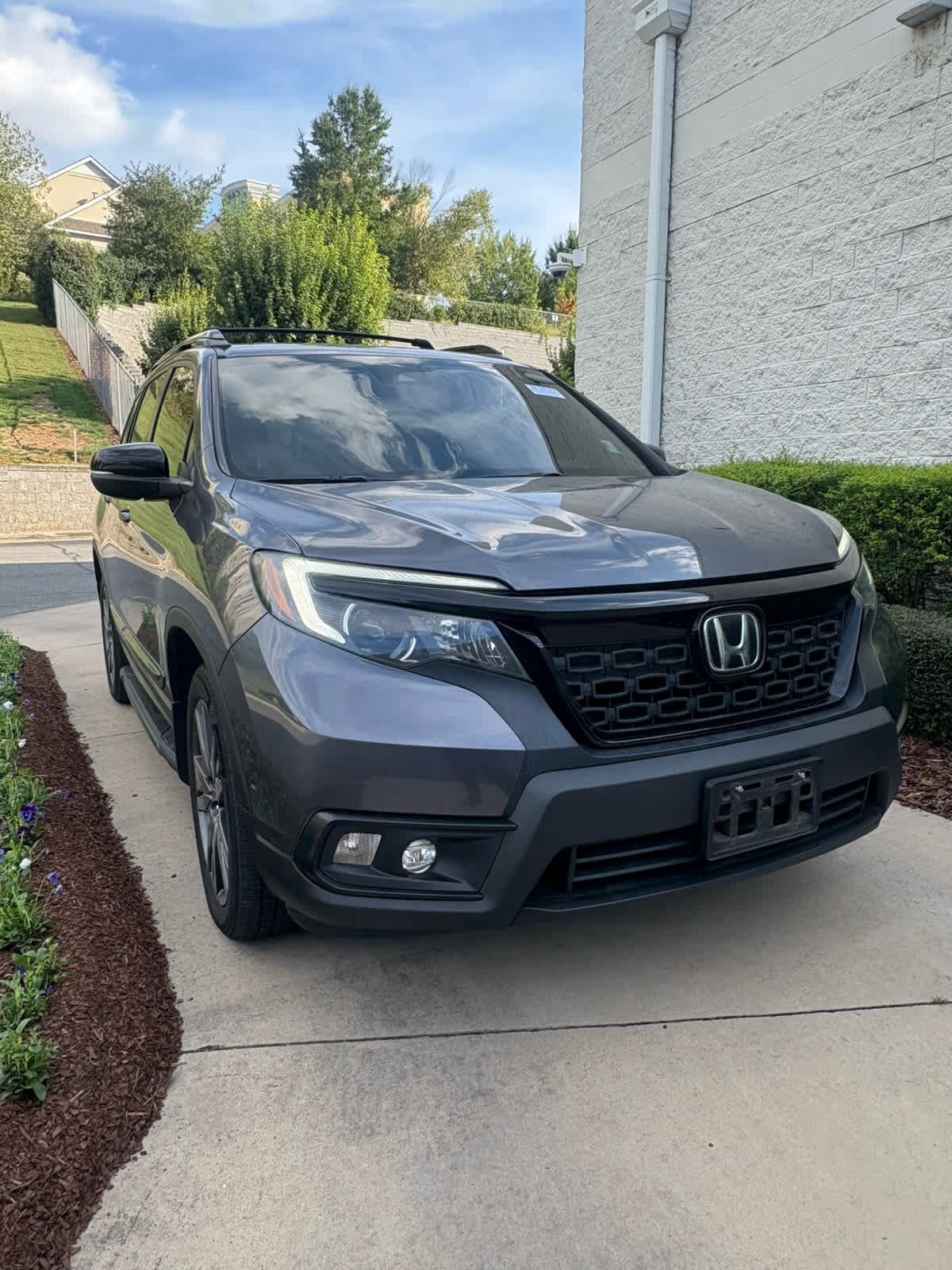2021 Honda Passport photo 3