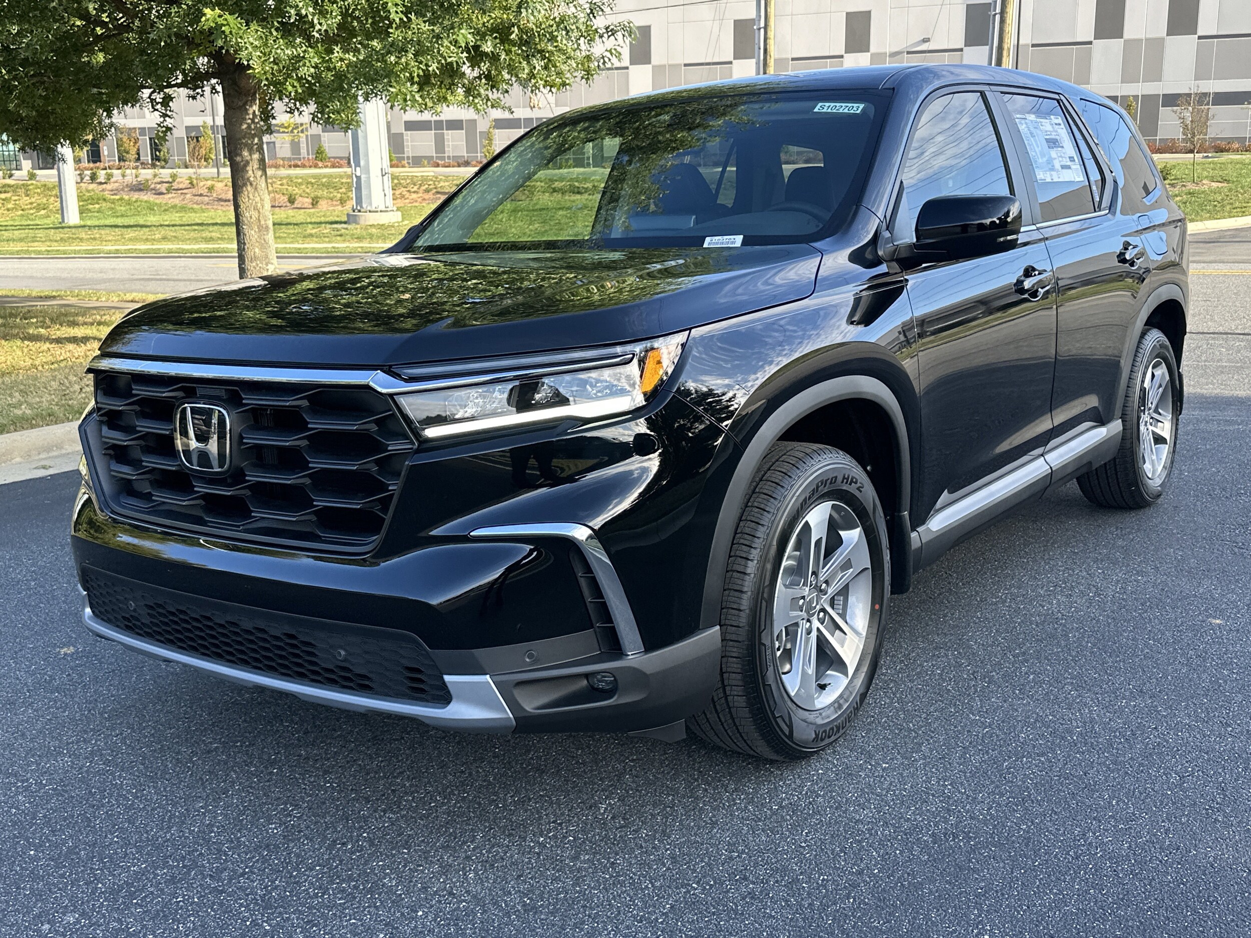 2025 Honda Pilot EX-L photo 3