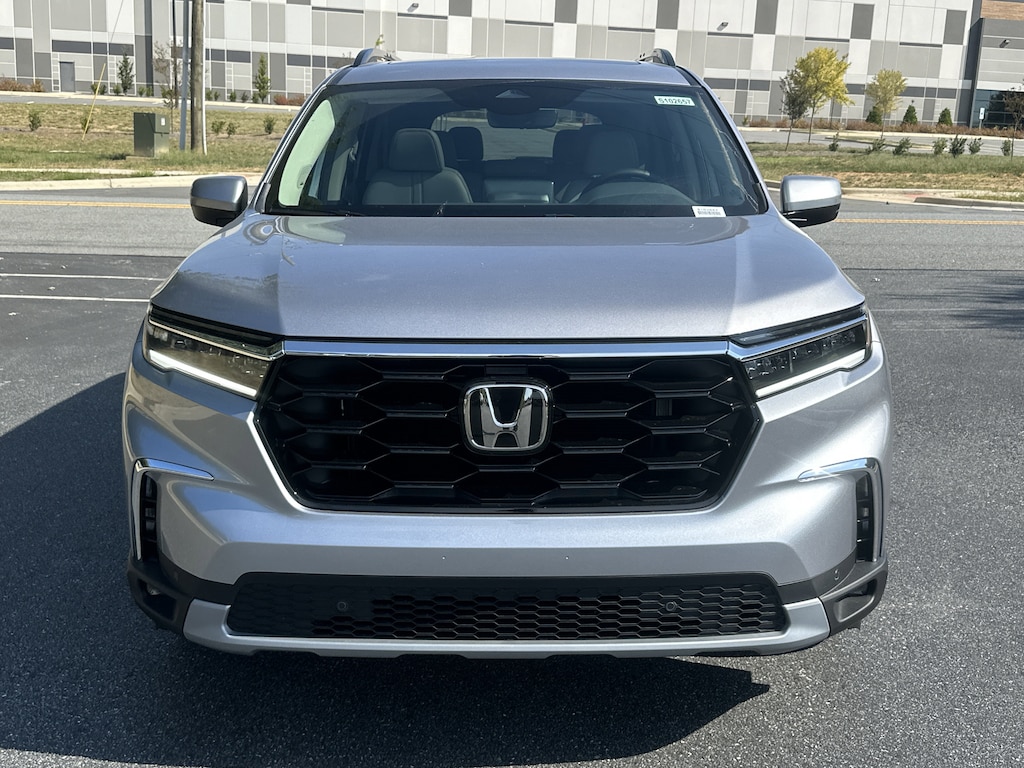 New 2025 Honda Pilot Touring SUV