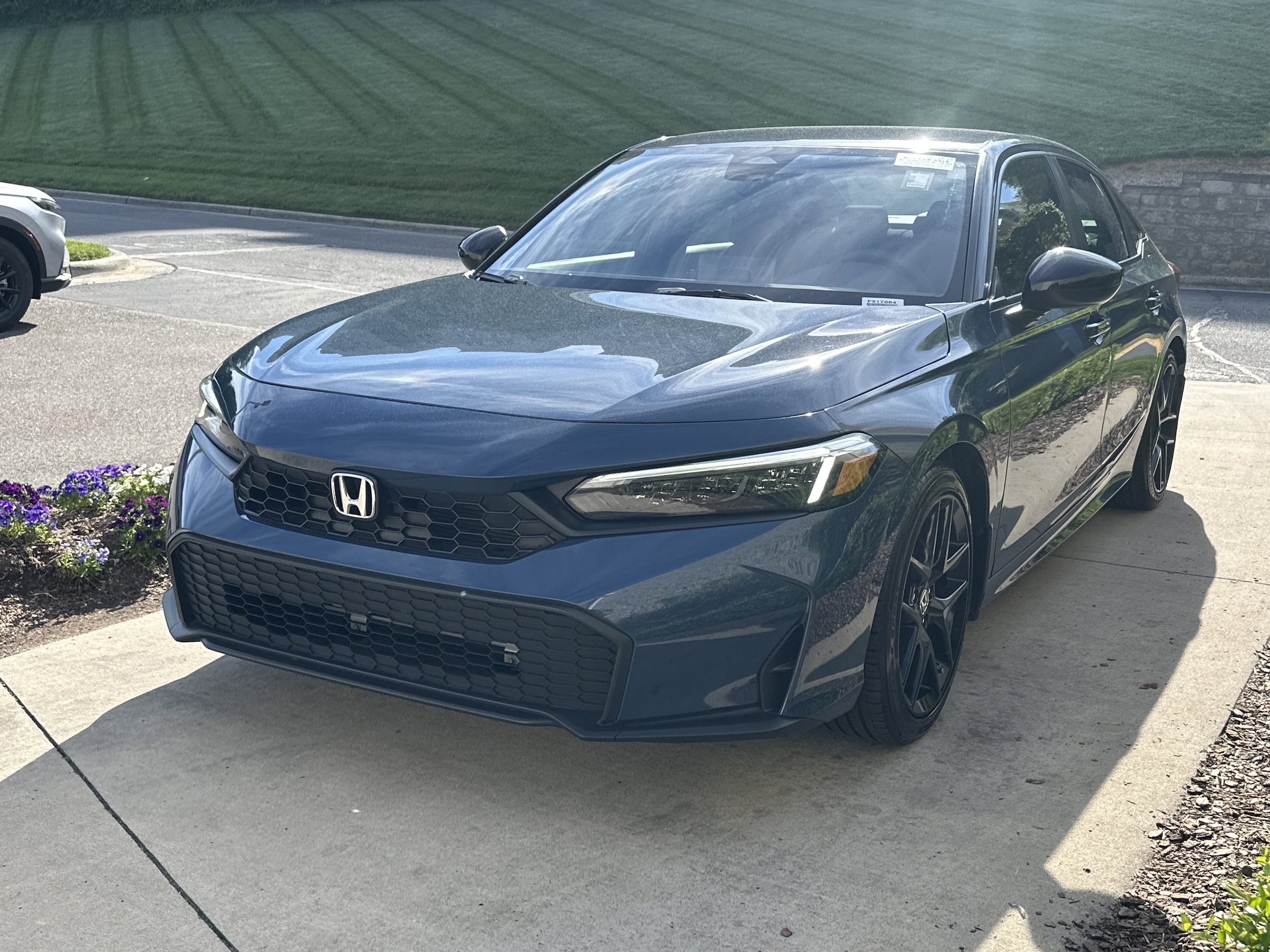 2025 Honda Civic Sport photo 4