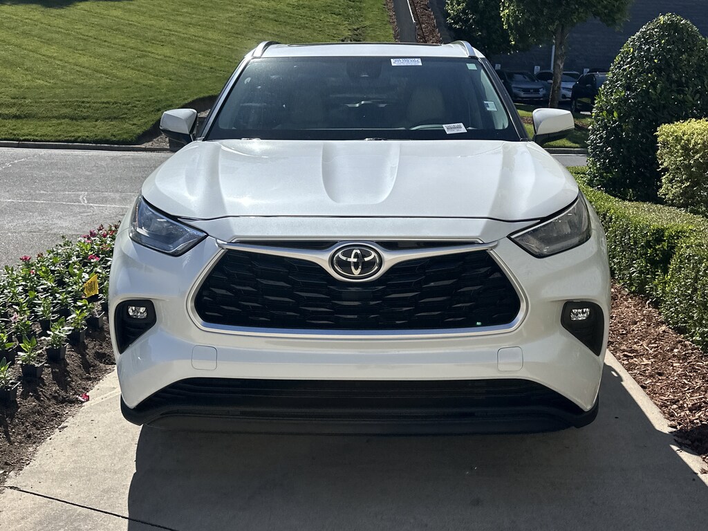 Used 2020 Toyota Highlander XLE SUV