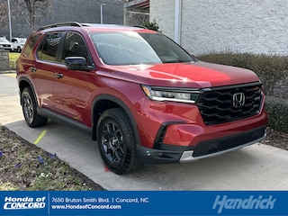 2025 Honda Pilot TrailSport SUV