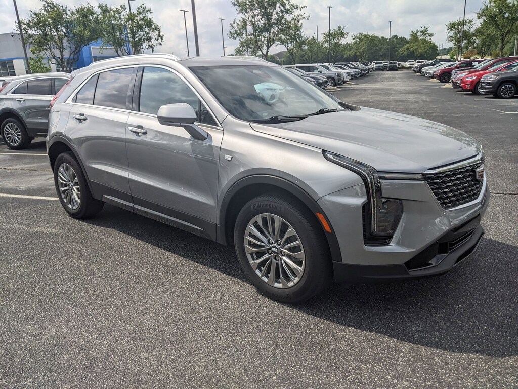 Used 2024 CADILLAC XT4 FWD Premium Luxury SUV