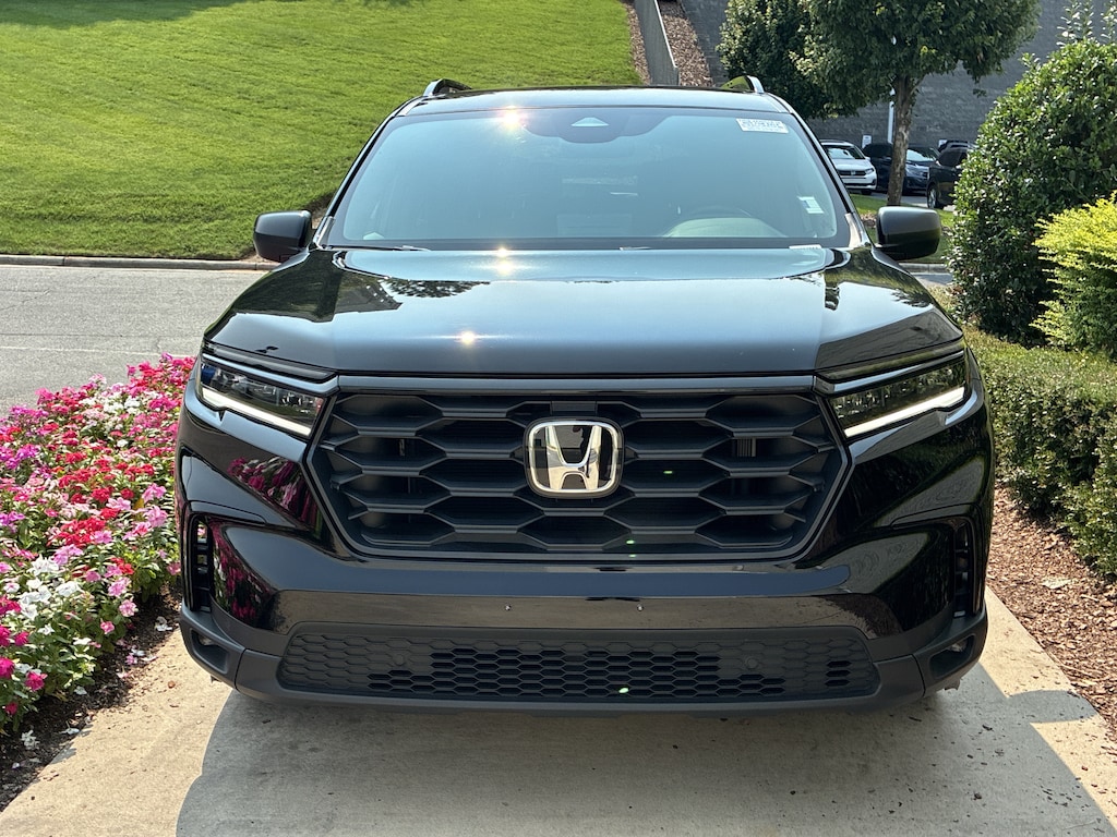 Certified 2025 Honda Pilot Sport SUV