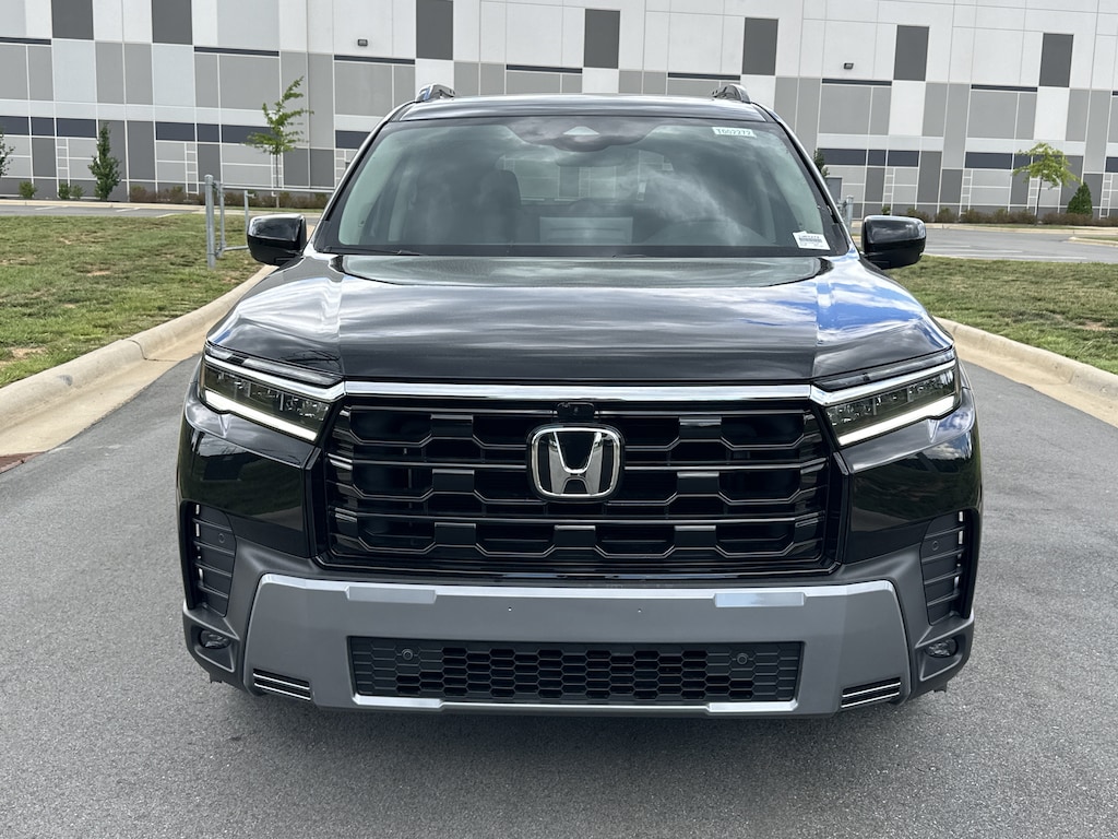 New 2026 Honda Pilot Touring SUV