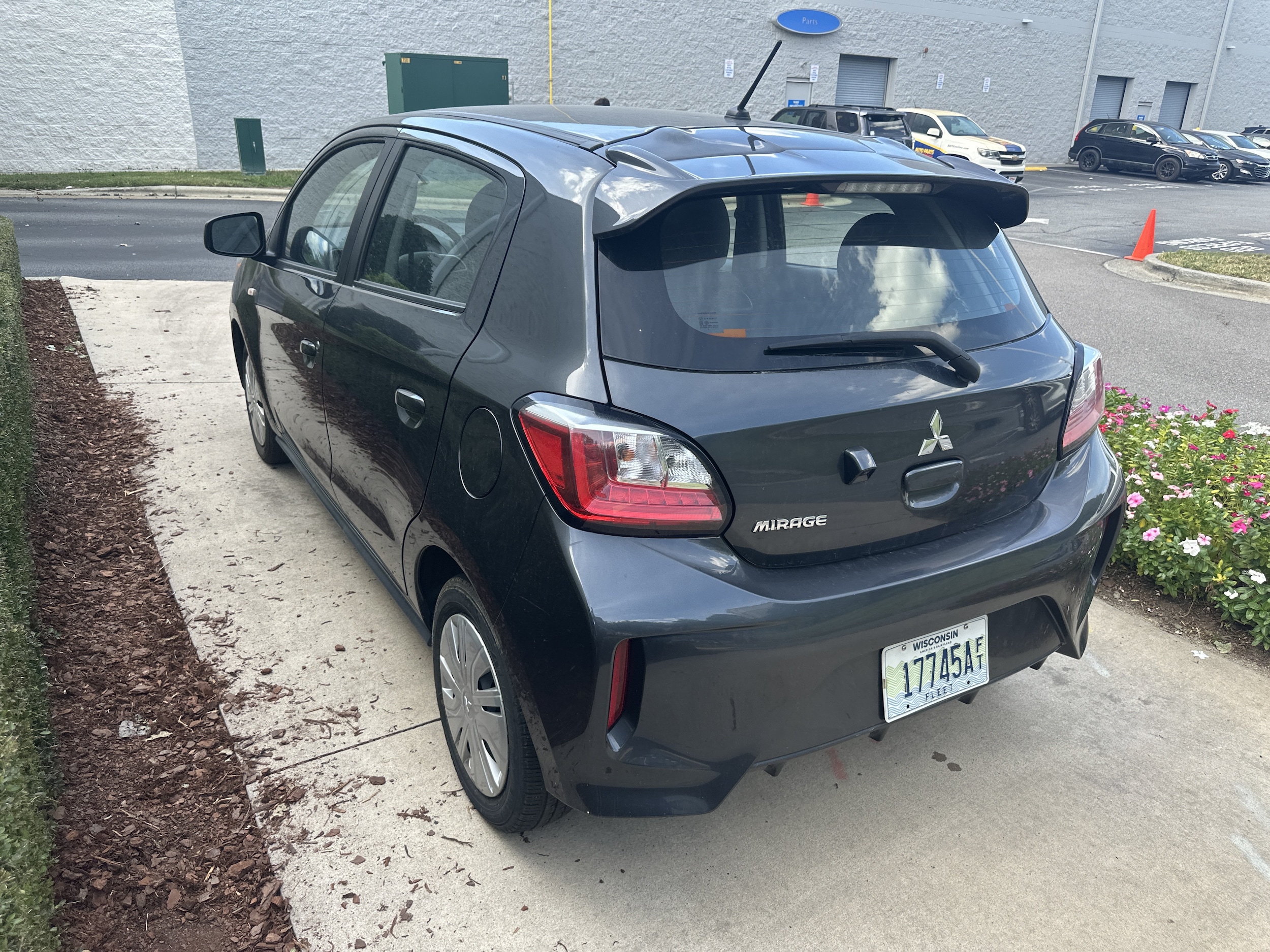 2024 Mitsubishi Mirage ES