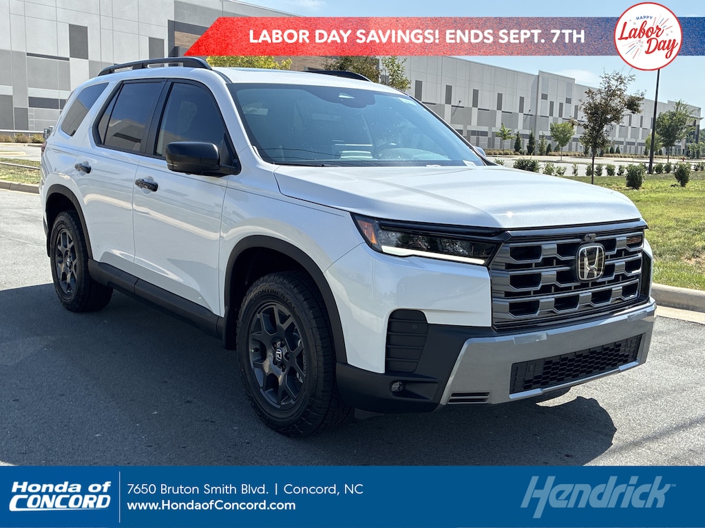 New 2026 Honda Pilot TrailSport SUV