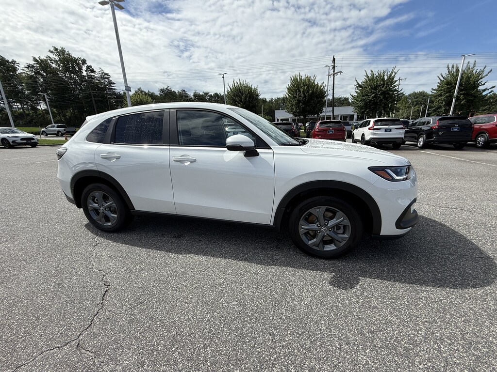 New 2027 Honda HR-V LX CVT SUV