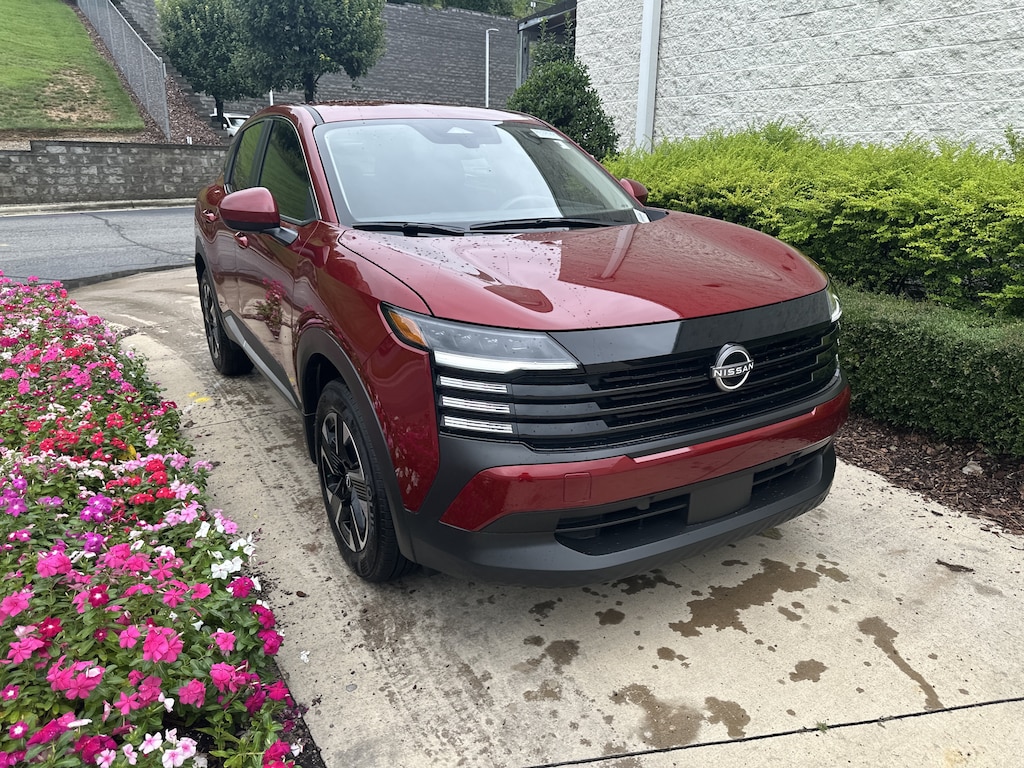 Used 2025 Nissan Kicks SV SUV