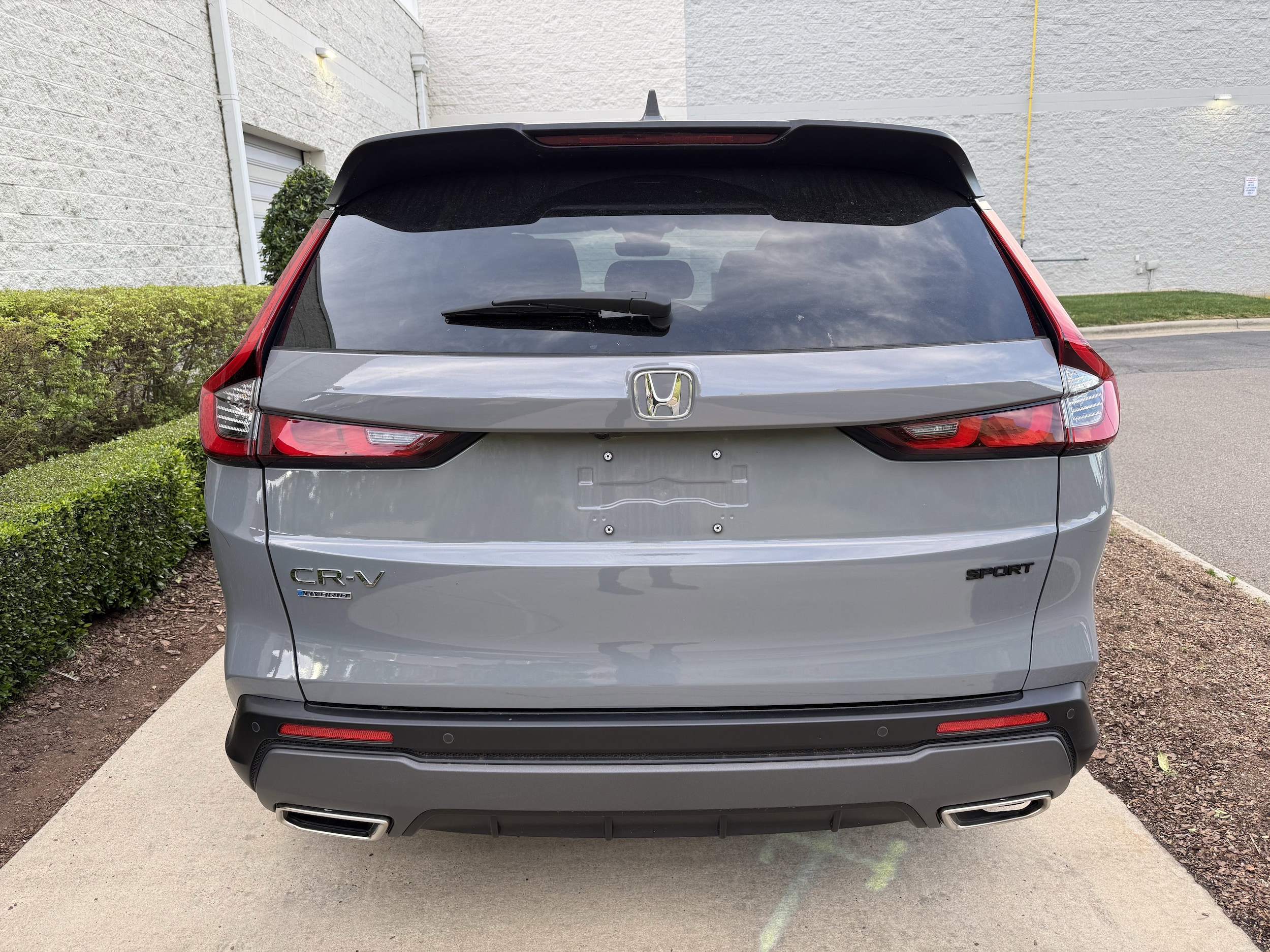 2025 Honda CR-V Hybrid Sport-L photo 6