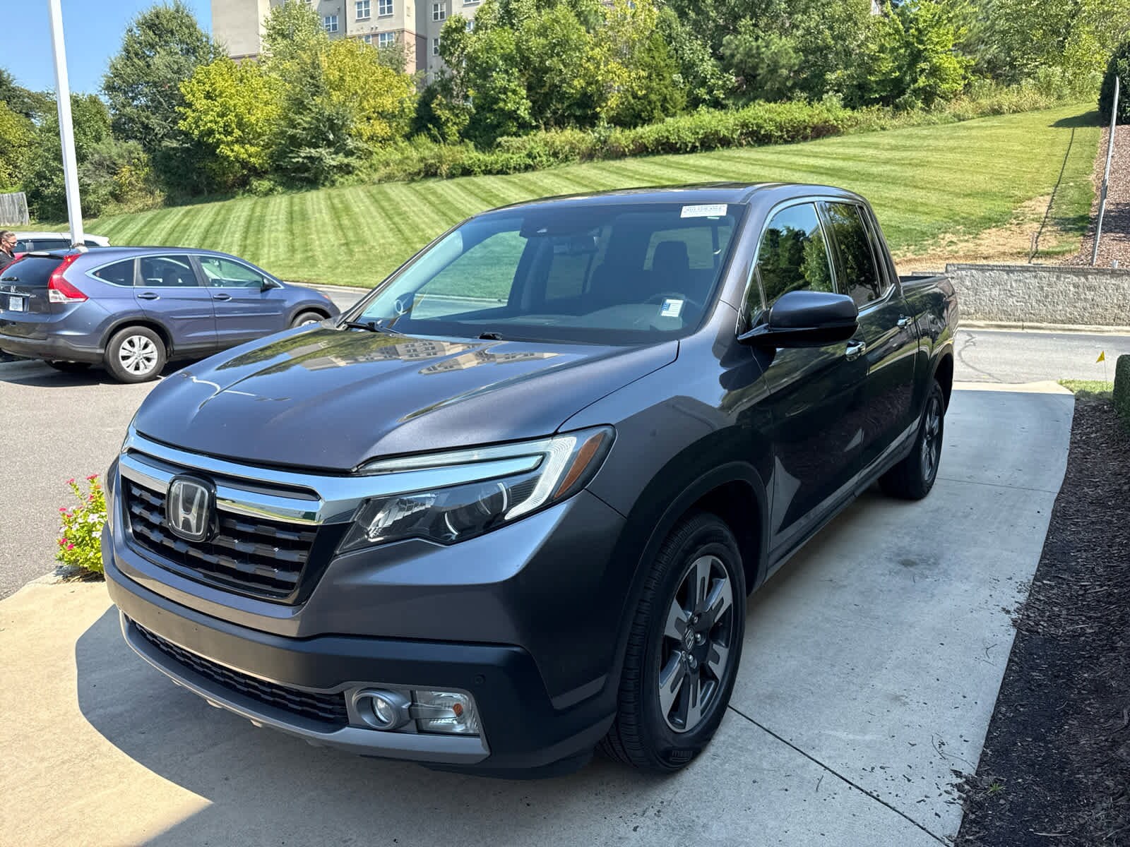 2019 Honda Ridgeline RTL-E photo 2