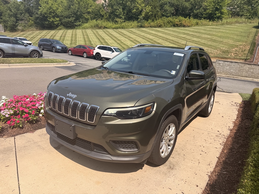 Used 2020 Jeep Cherokee Latitude SUV
