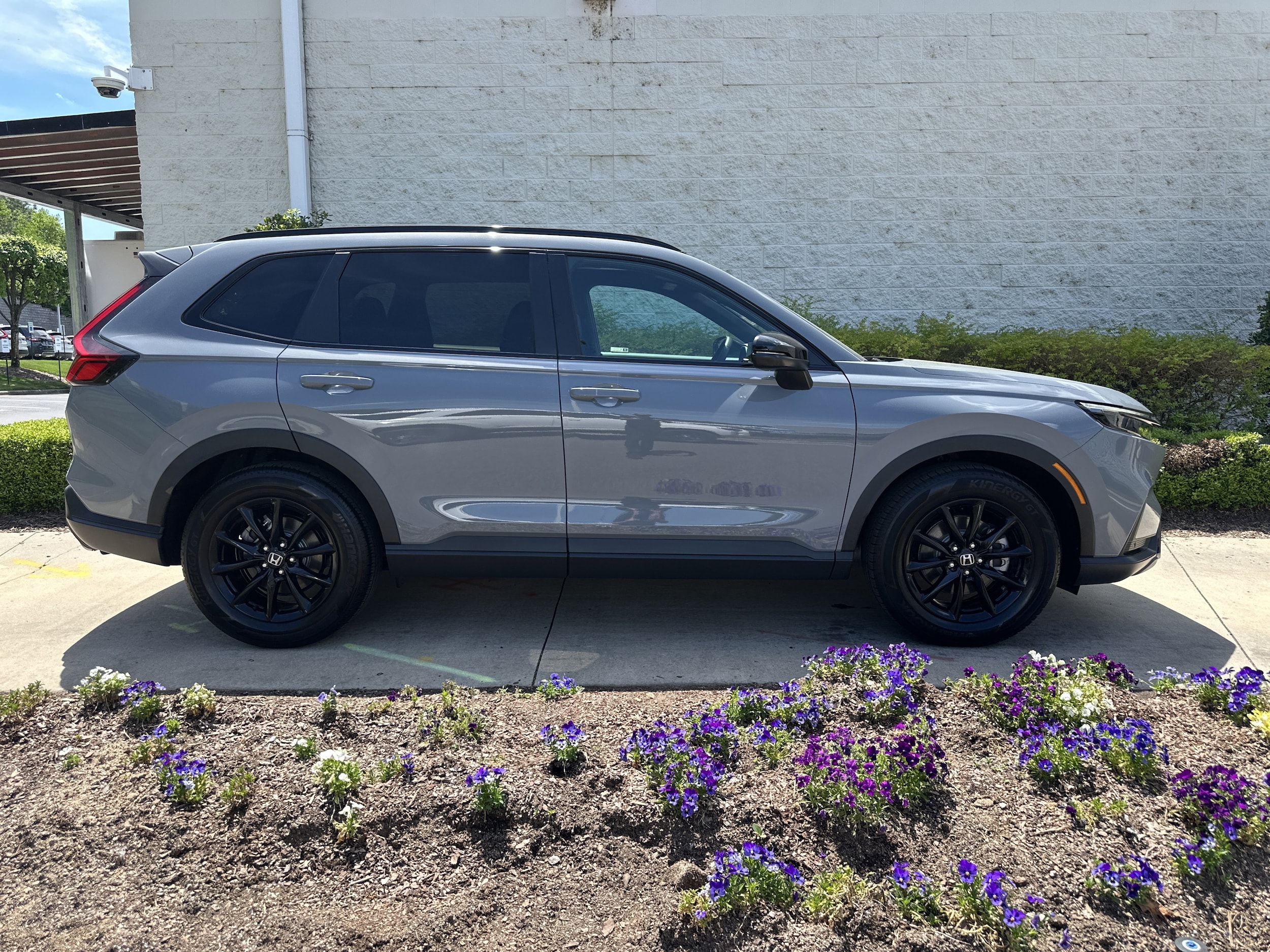 2026 Honda CR-V Hybrid Sport-L photo 3
