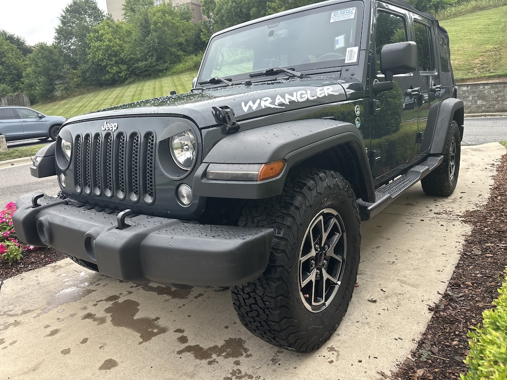 Used 2017 Jeep Wrangler Unlimited Sport Convertible