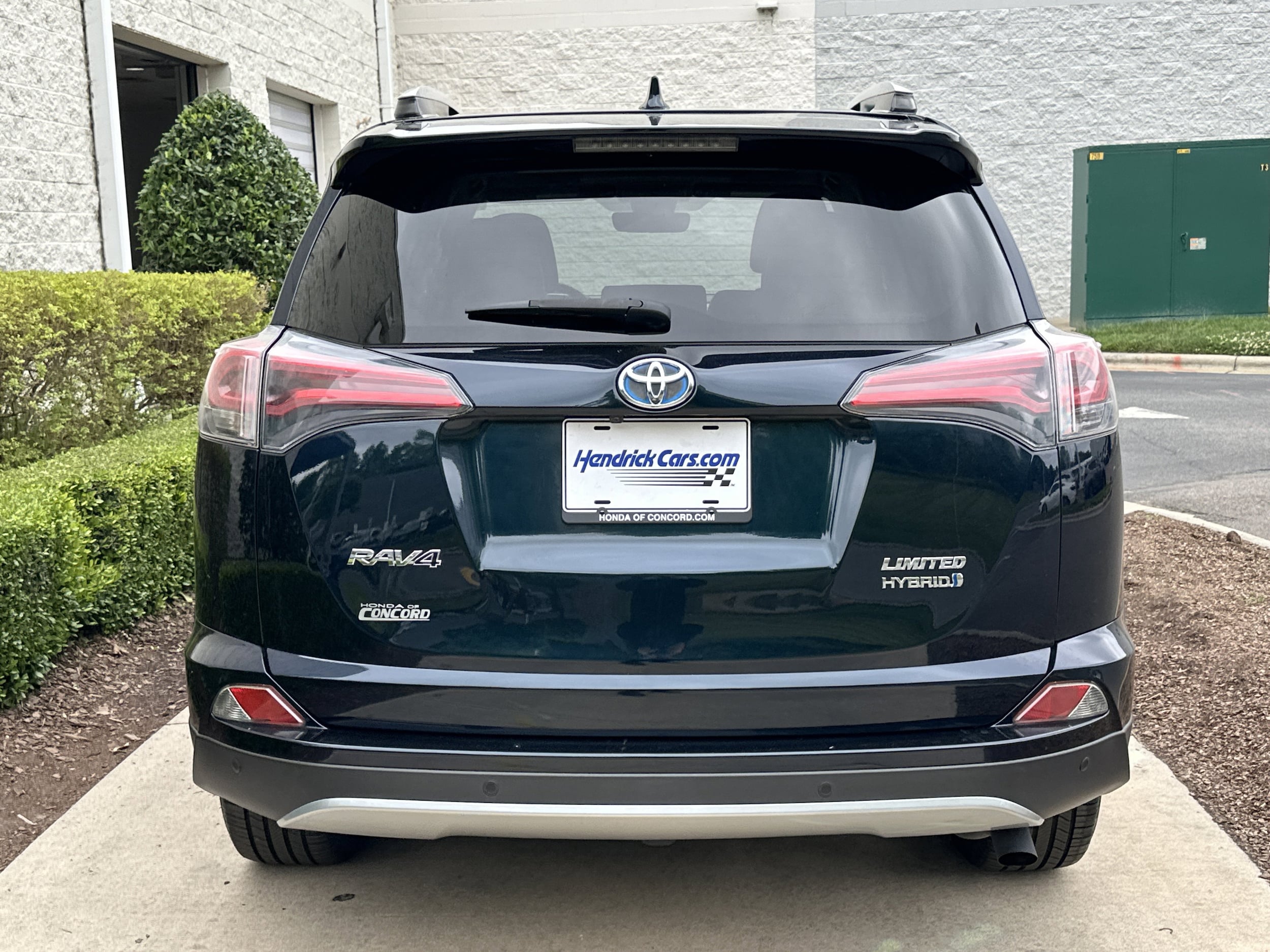 2018 Toyota RAV4 Hybrid Limited photo 6
