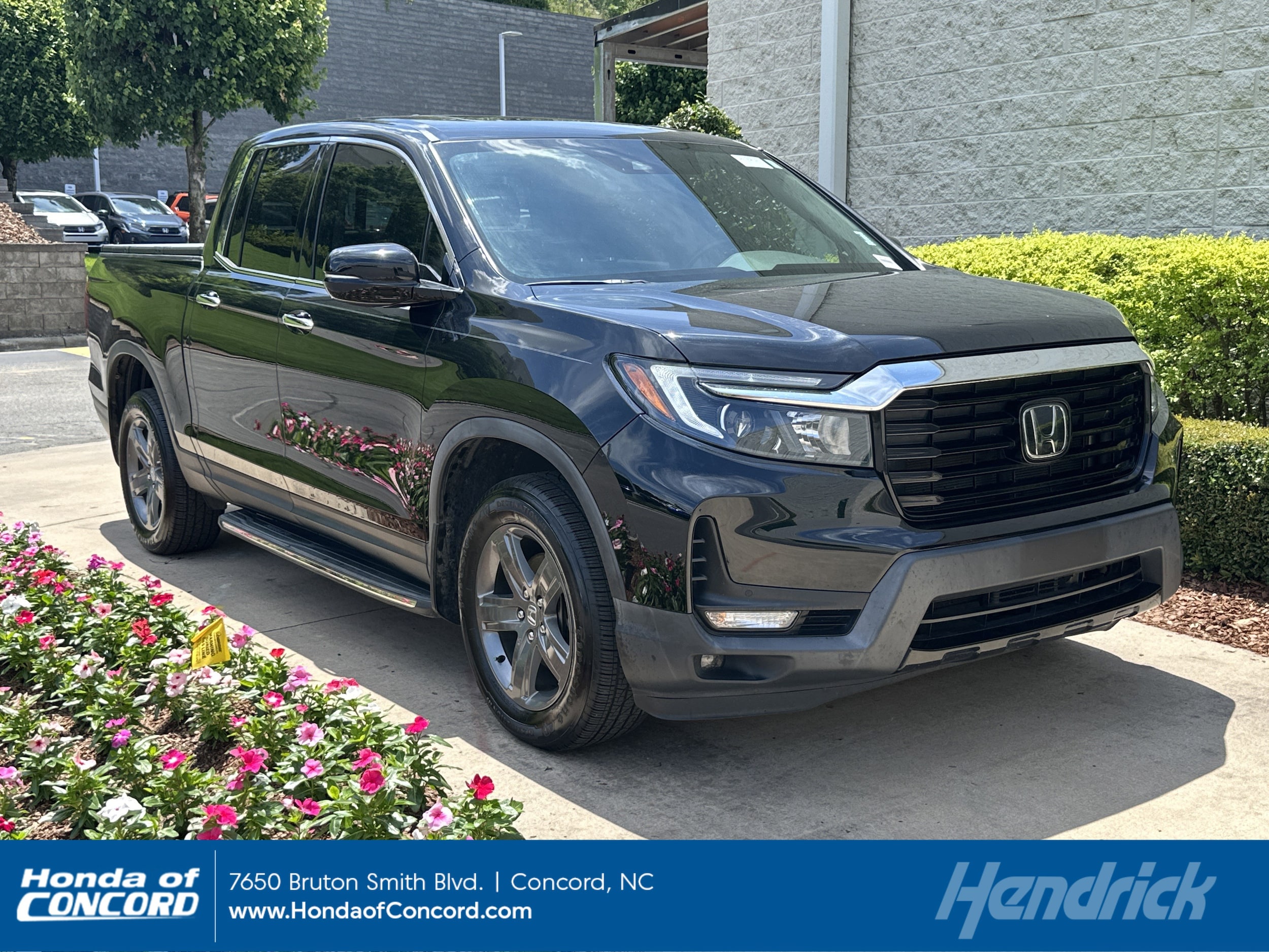 2022 Honda Ridgeline RTL-E AWD's photo
