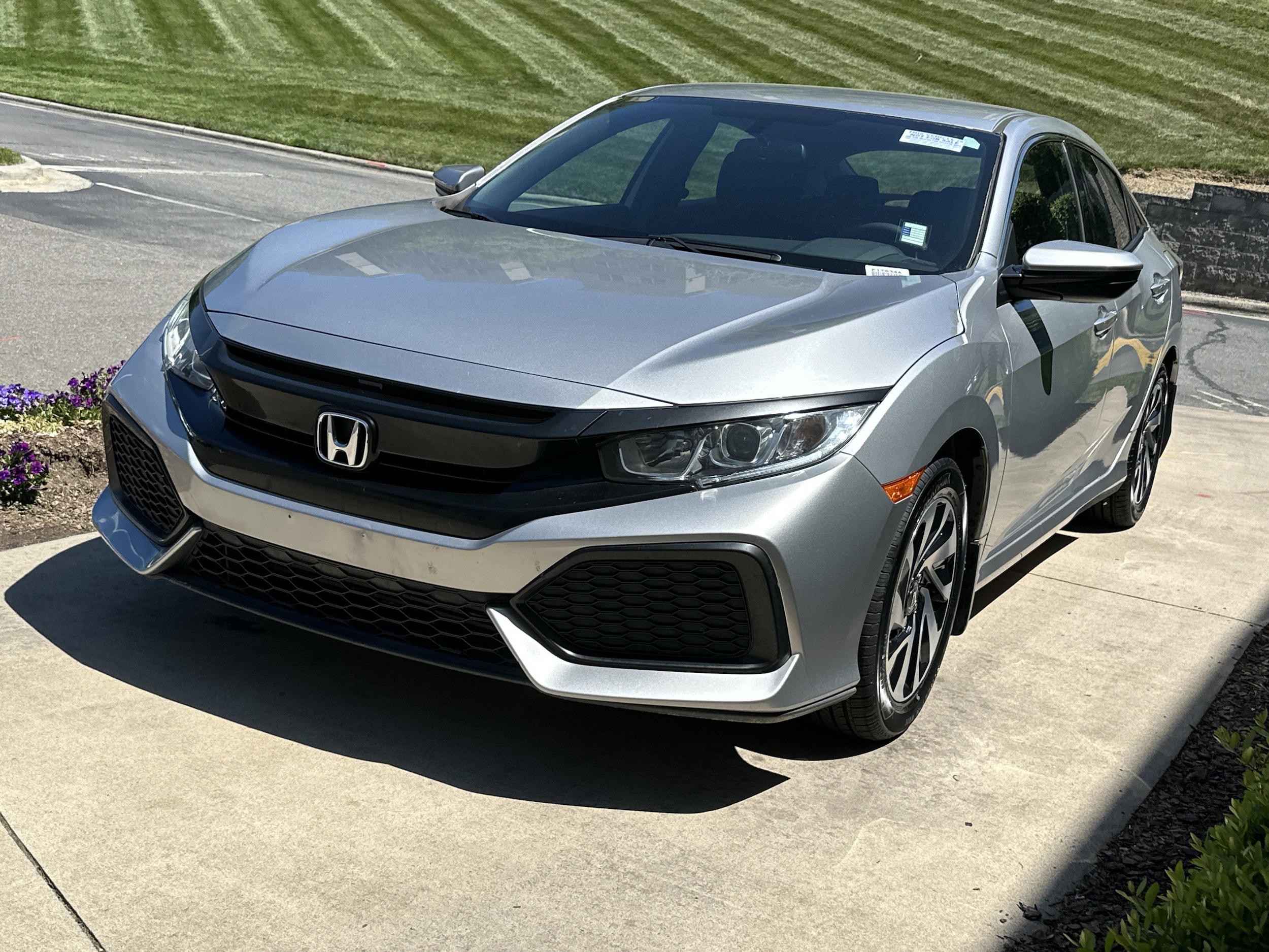 2017 Honda Civic LX photo 4