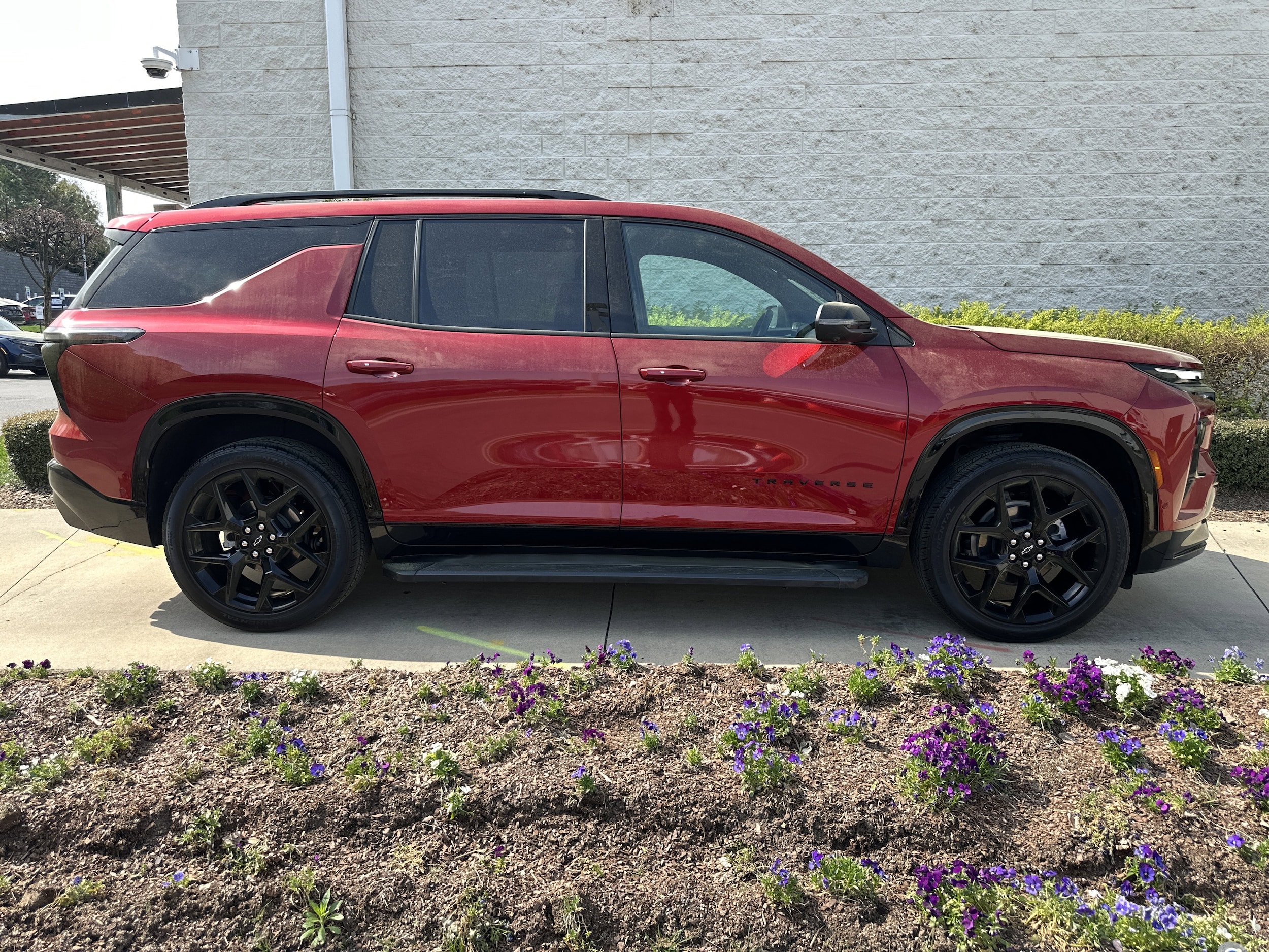 2024 Chevrolet Traverse AWD RS photo 3