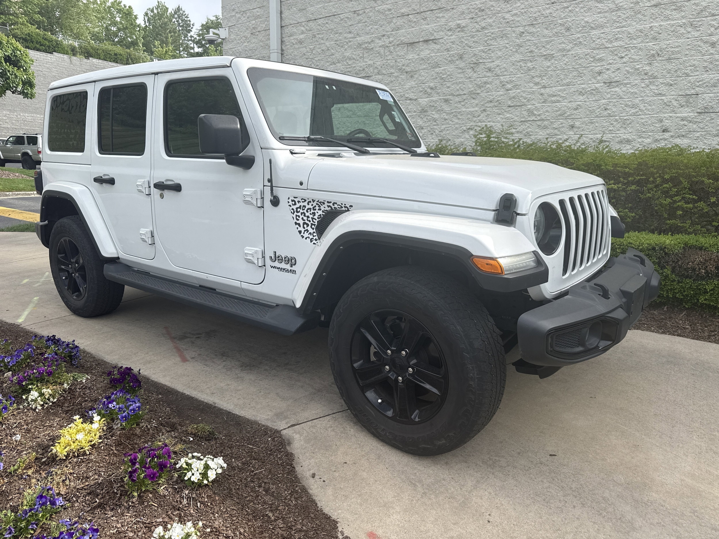 2021 Jeep Wrangler Unlimited Sahara Altitude photo 2