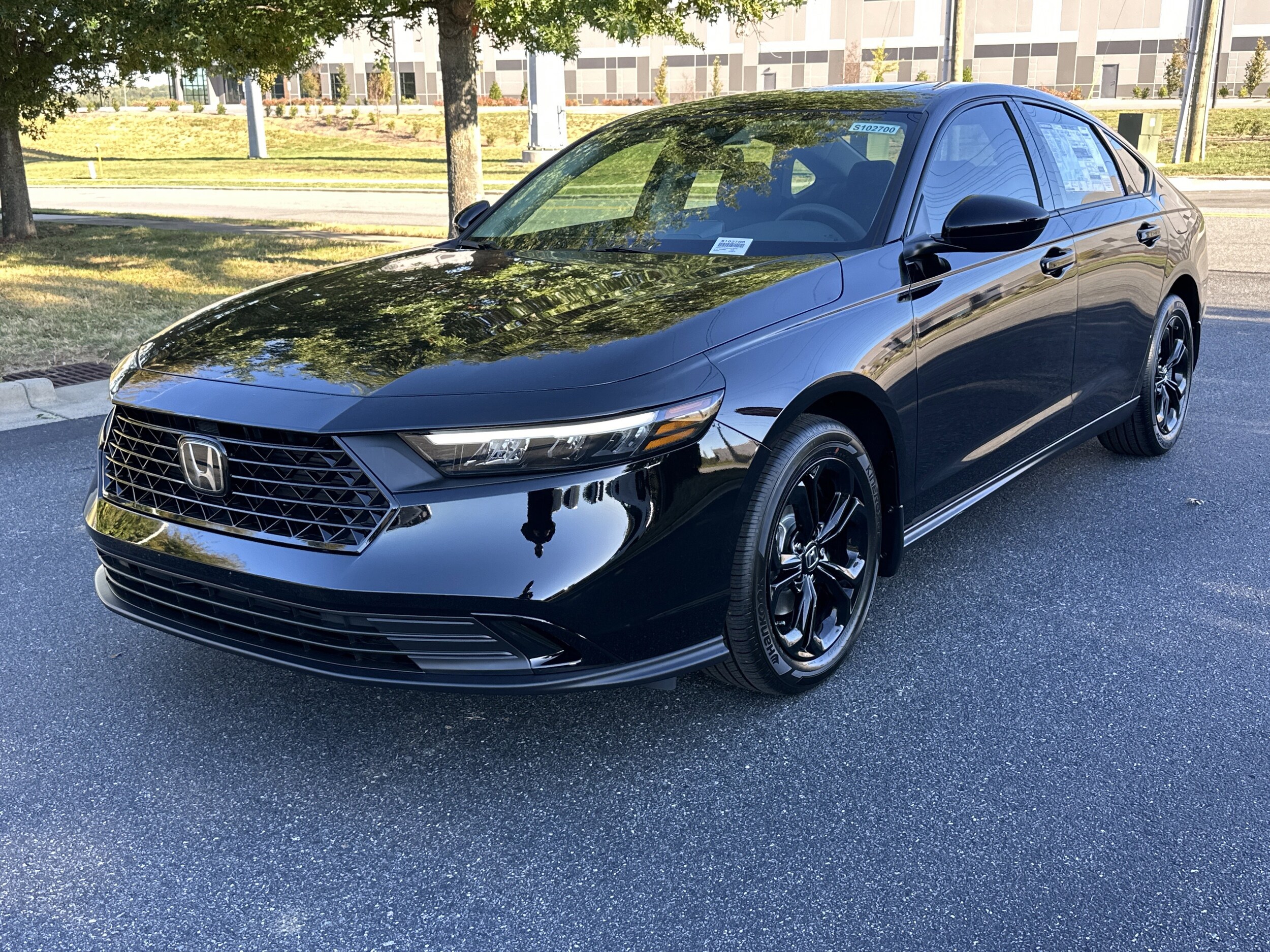 2025 Honda Accord SE photo 3